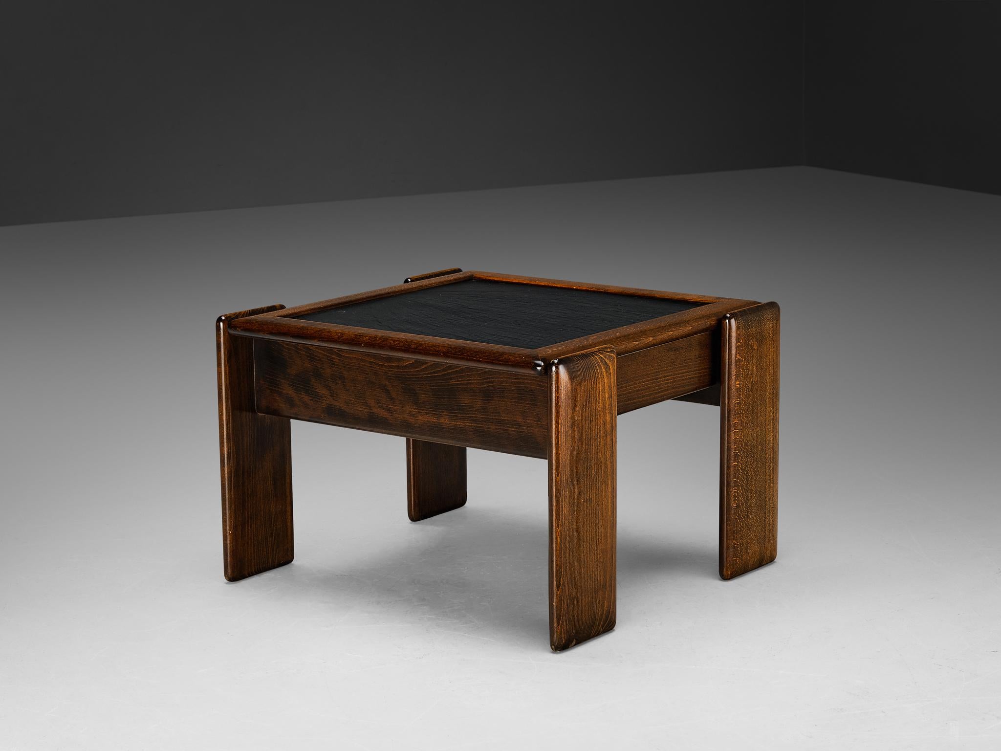 Coffee table, oak, cleft slate, The Netherlands, 1970s

A sleek coffee table with a well-designed frame featuring clear lines and concise geometric shapes. The style reminds of the 'Bastiano' series by Afra & Tobia Scarpa designed in 1960. The