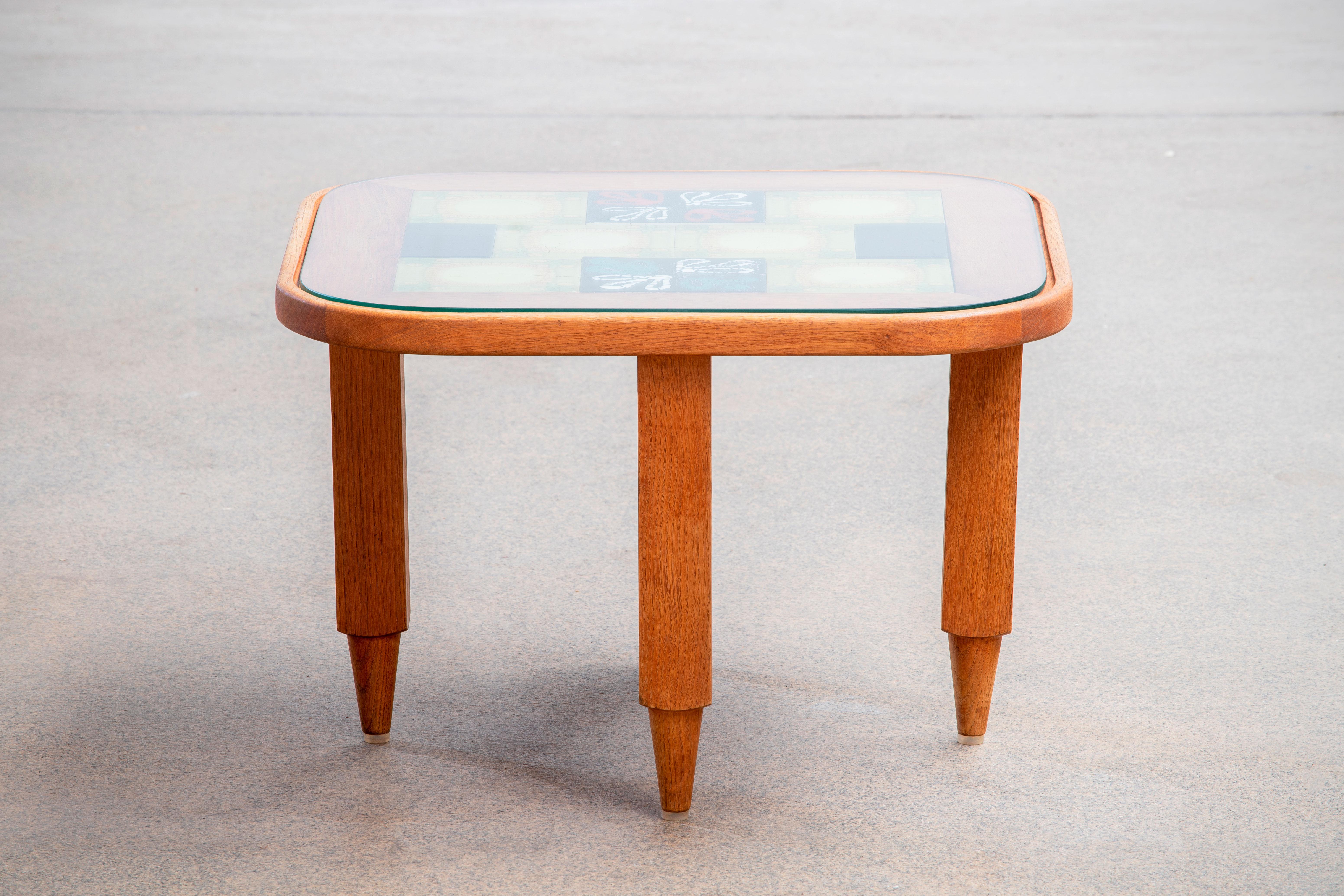 Coffee Table, in Oak and Ceramic by Guillerme et Chambron, France, 1960 In Good Condition For Sale In Wiesbaden, DE