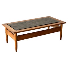 Table basse en chêne et ardoise 1960