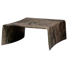 Table basse en marbre Orobico, carré Folio par Daniel Fintzi