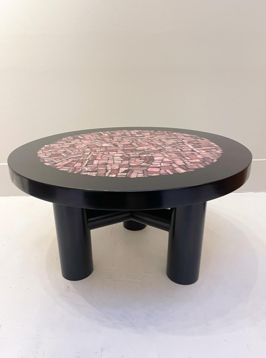 Late 20th Century Coffee Table in Rhodochrosite and Resin Attributed to Etienne Allemeersch For Sale