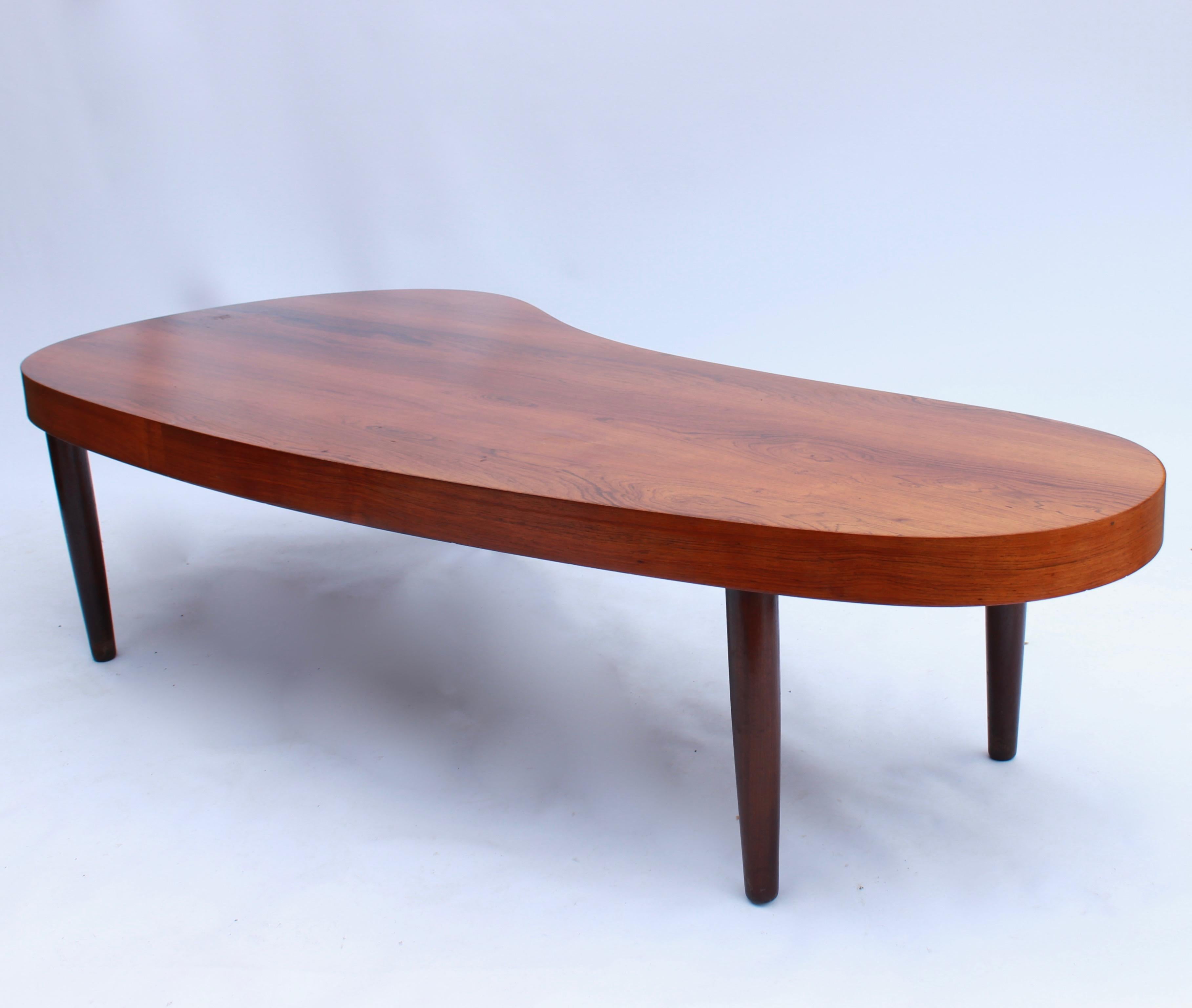 Scandinavian Modern Coffee Table in Rosewood of Danish Design and Danish Cabinetmaker, 1960s