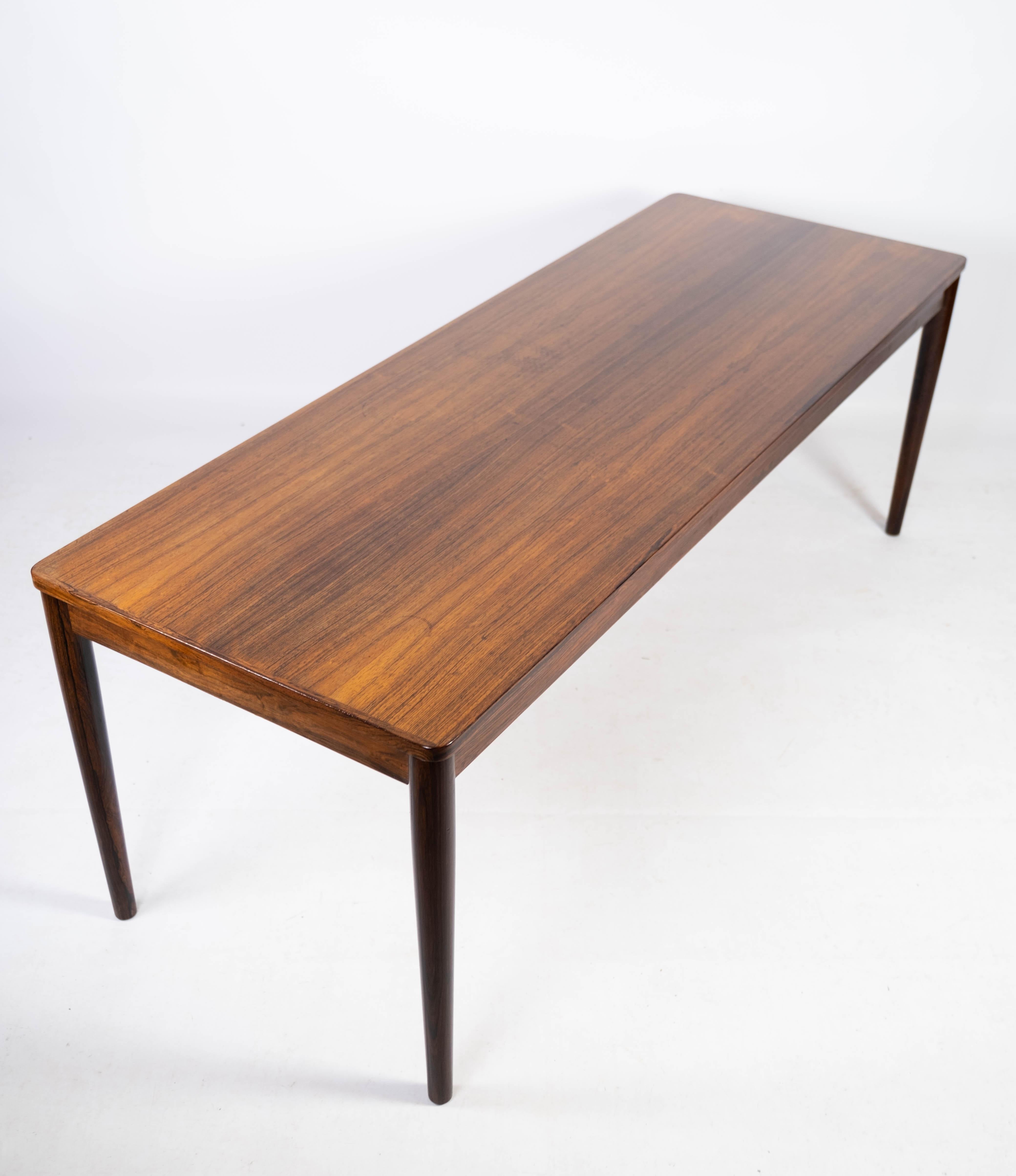 Table basse fabriquée en bois de rose par Trioh à partir des années 1960 en vente 5