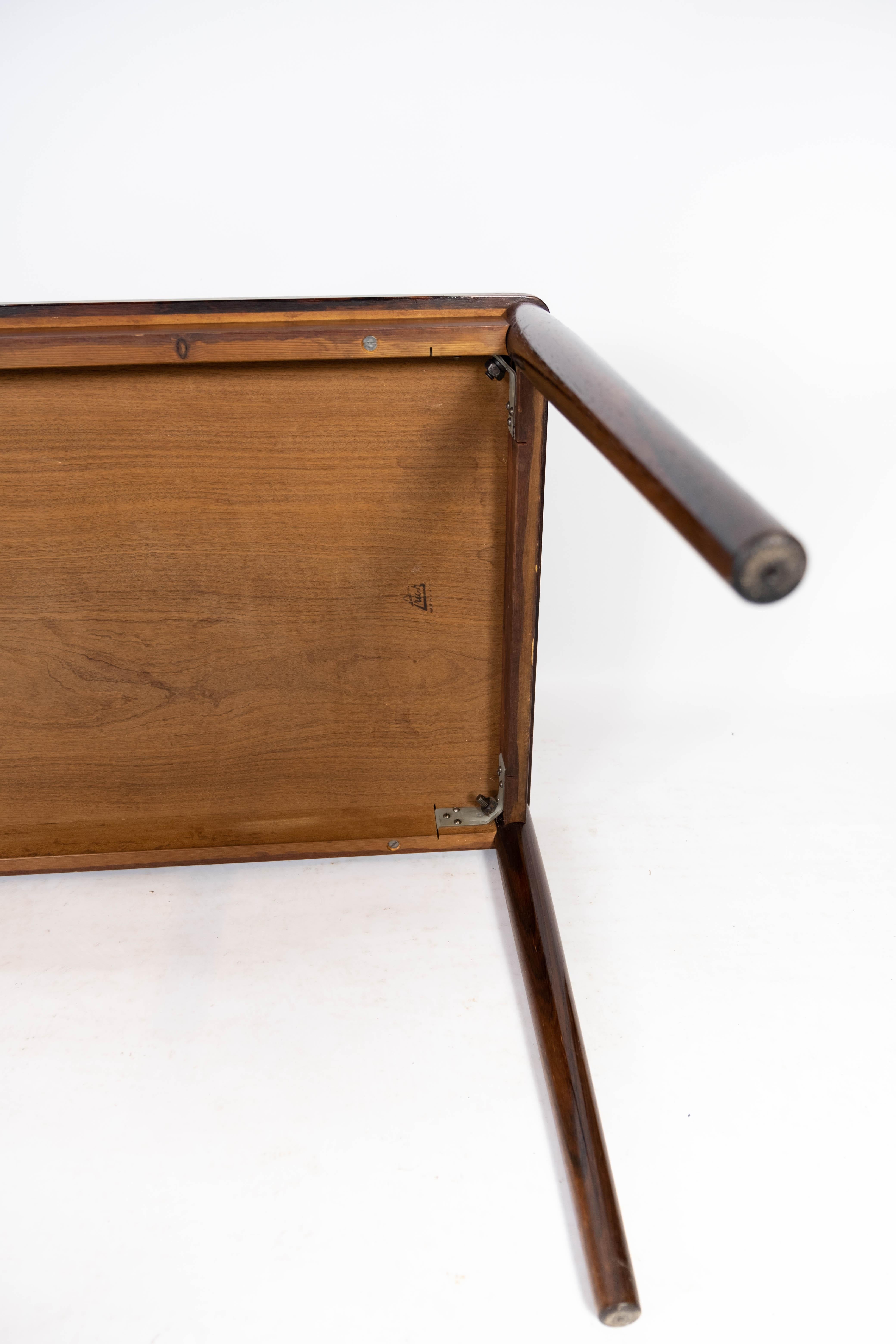 Table basse fabriquée en bois de rose par Trioh à partir des années 1960 en vente 9