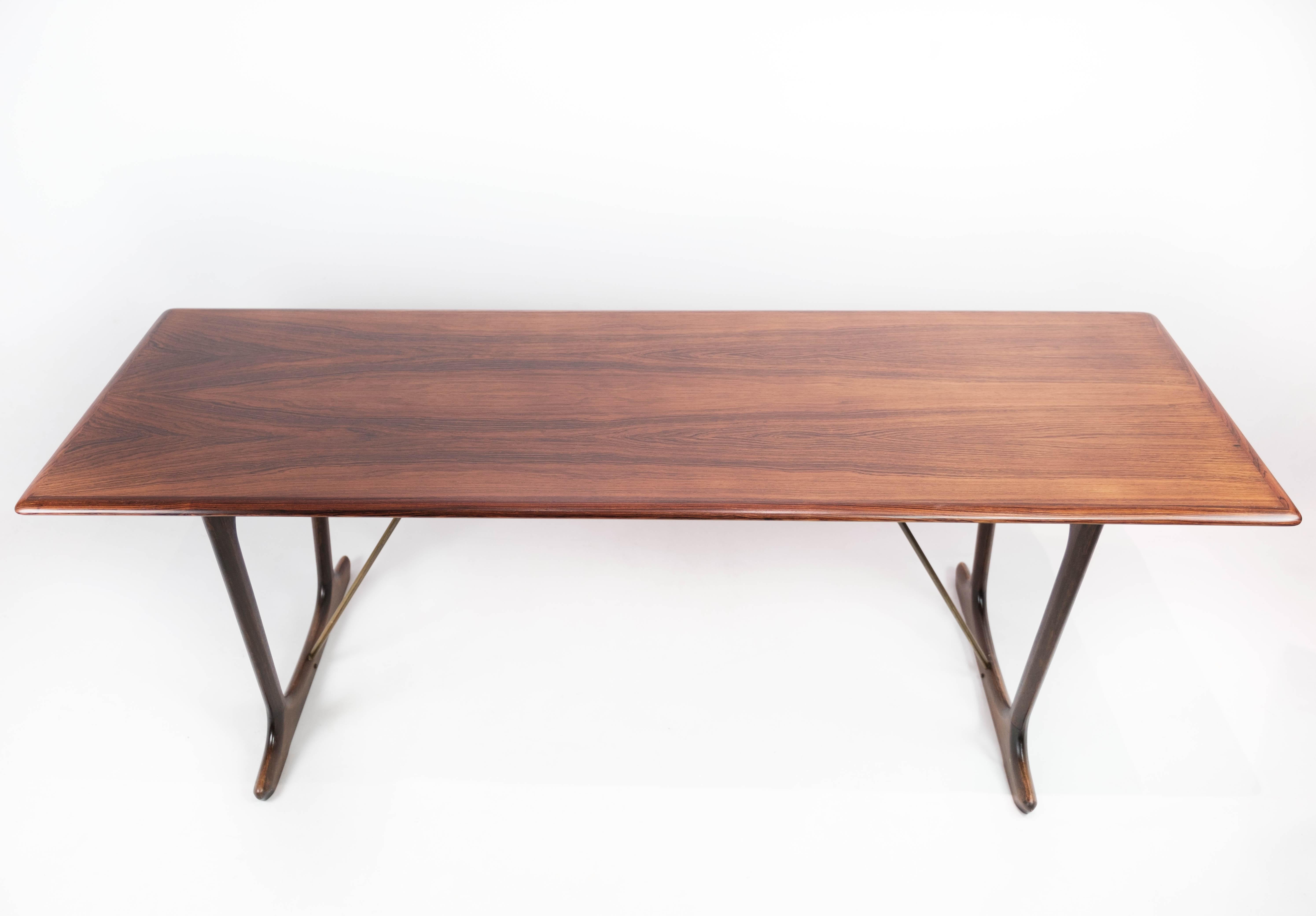 Coffee table in rosewood of Danish design from the 1960s. The table is in great vintage condition.