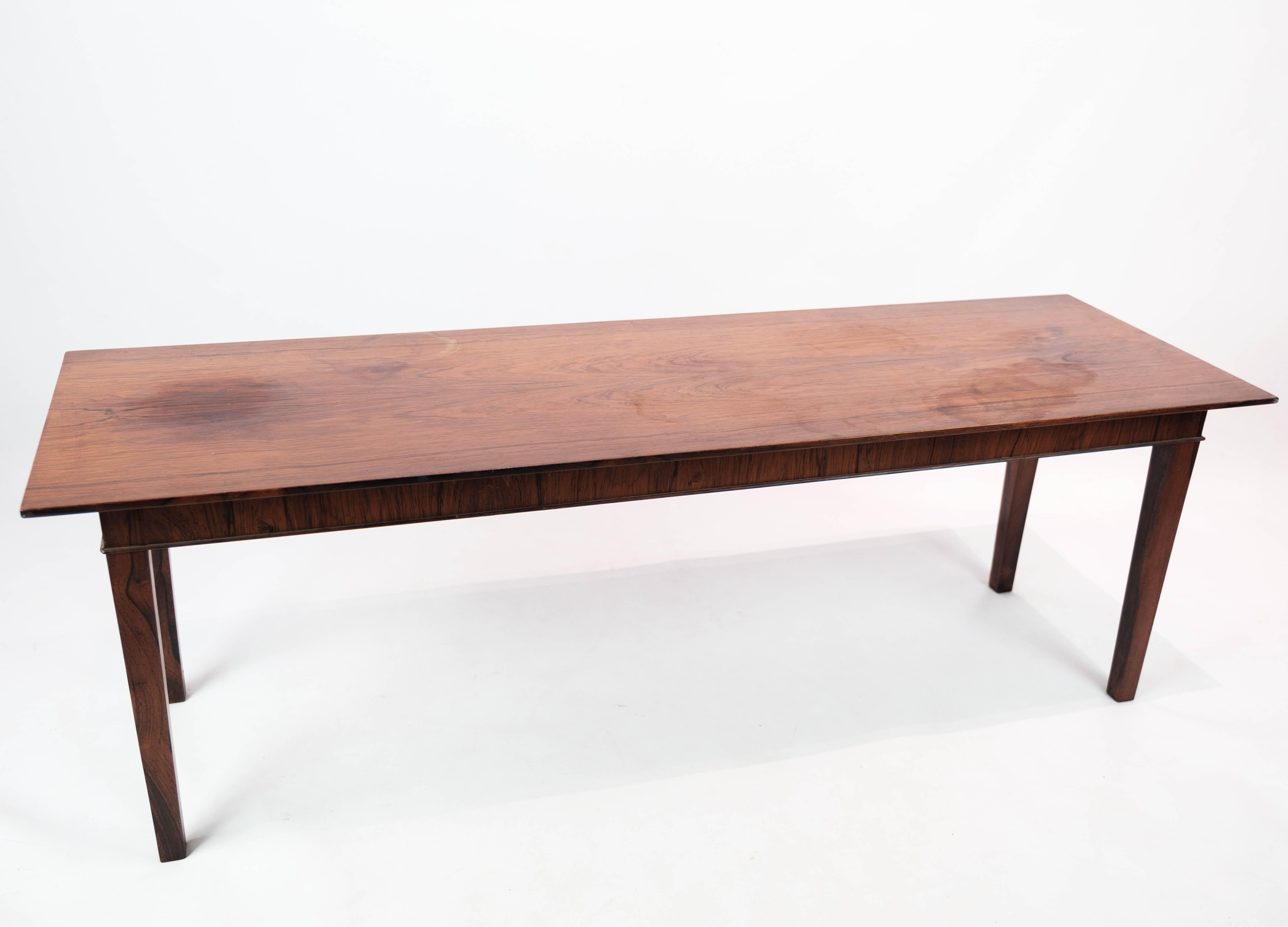 Mid-Century Modern Coffee Table Made In Rosewood Of Danish Design From 1960s For Sale