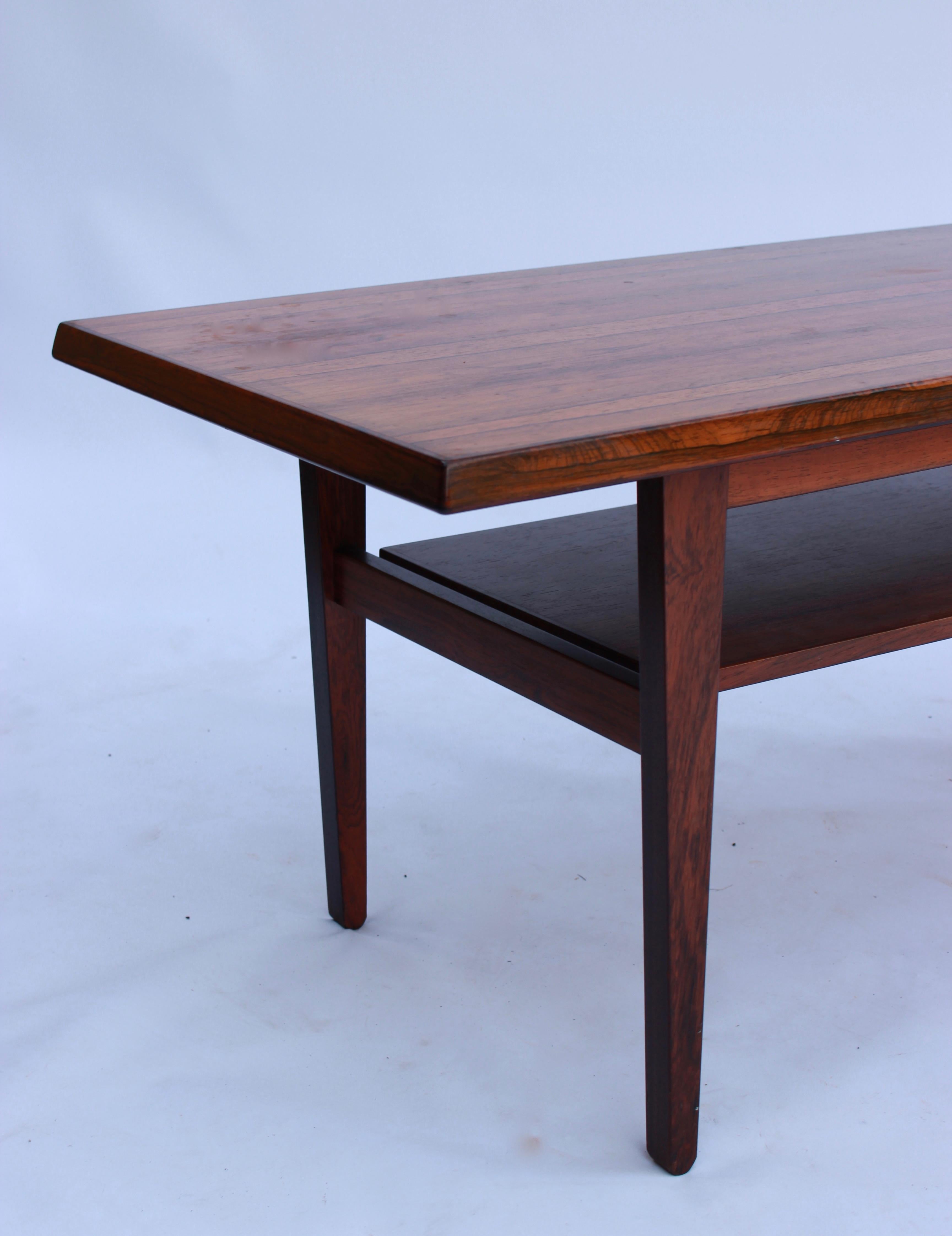 Coffee Table in Rosewood of Danish Design from the 1960s For Sale 2