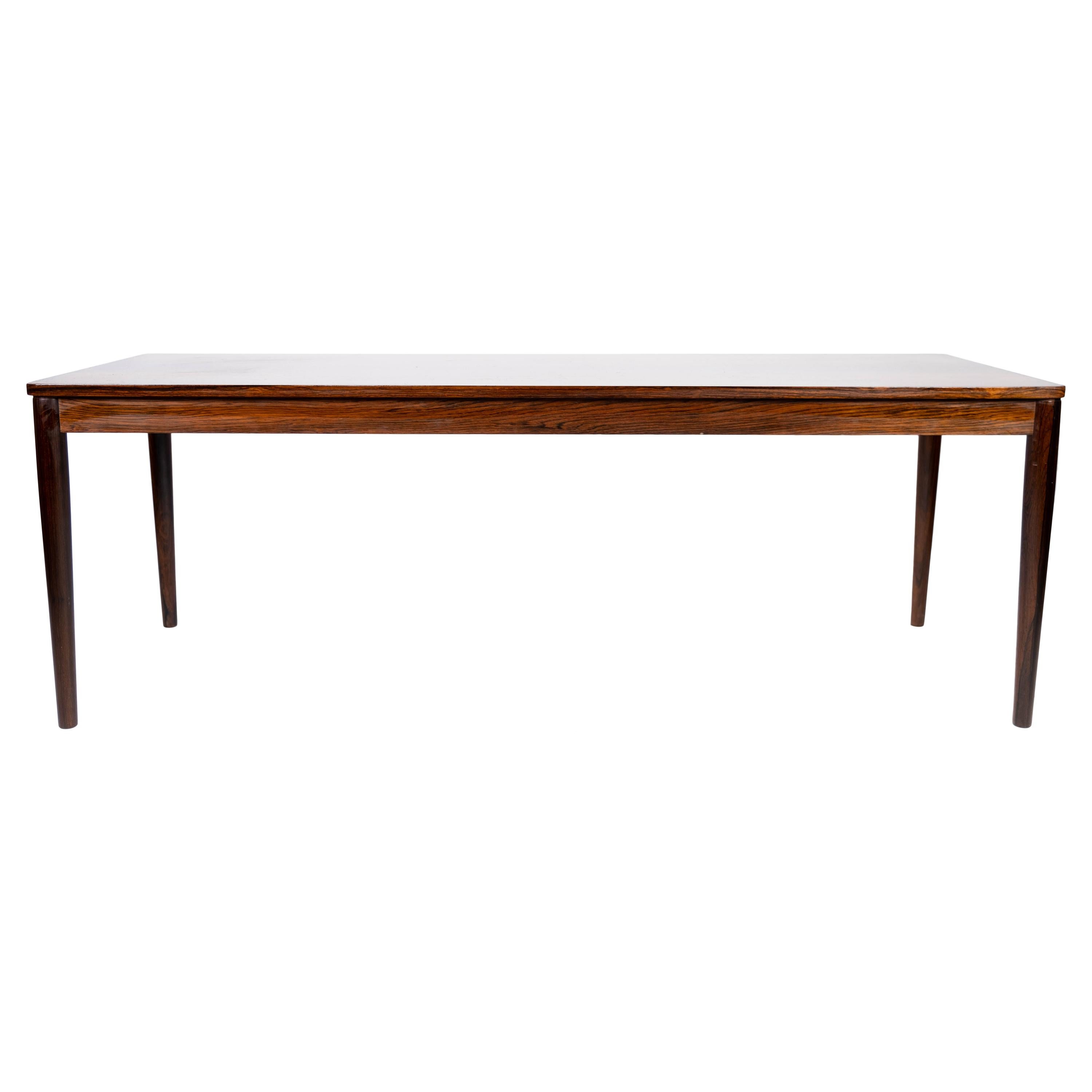 Table basse fabriquée en bois de rose par Trioh à partir des années 1960 en vente