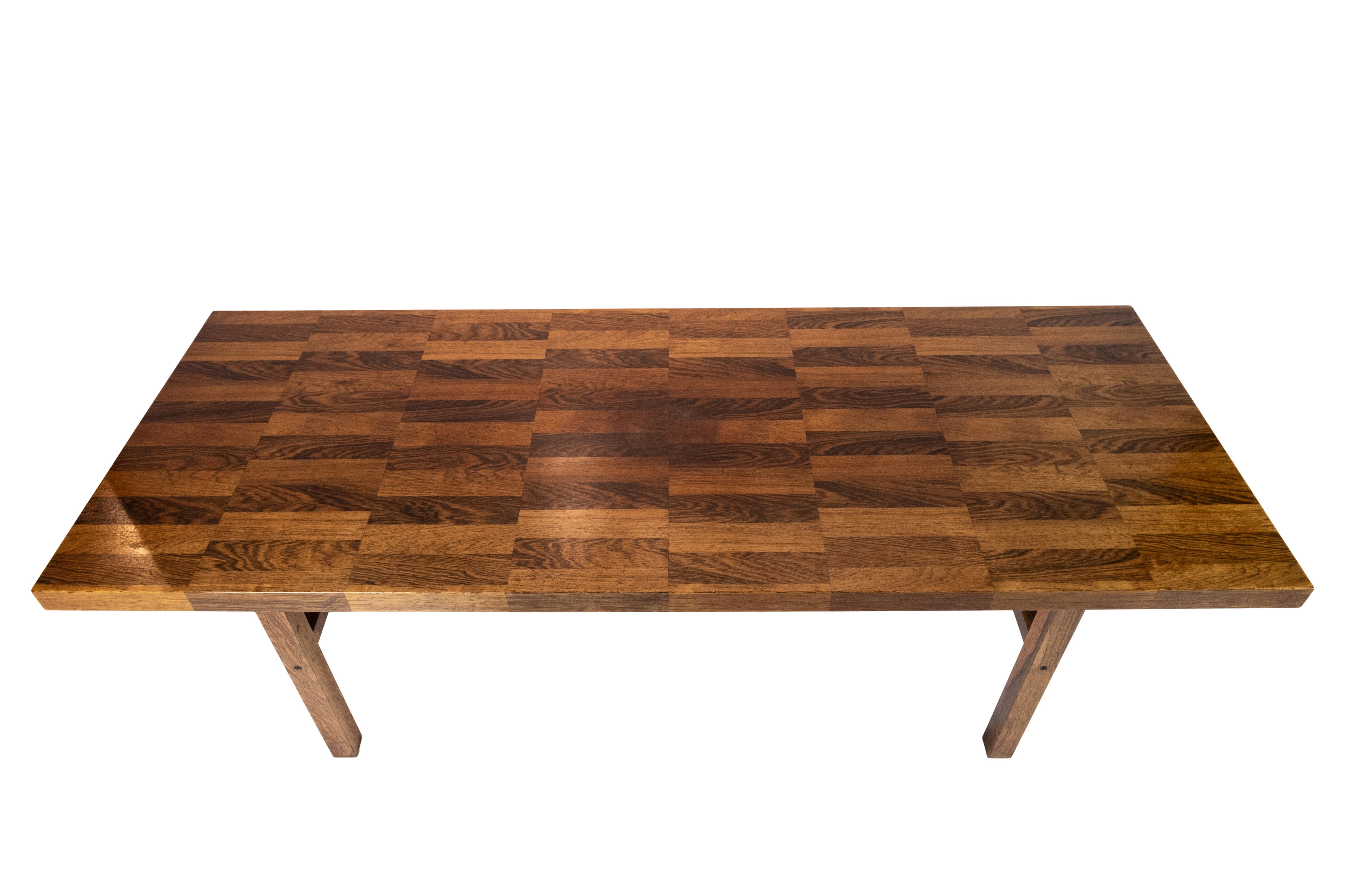 Table basse danoise fabriquée en bois de rose, 1967 en vente 3