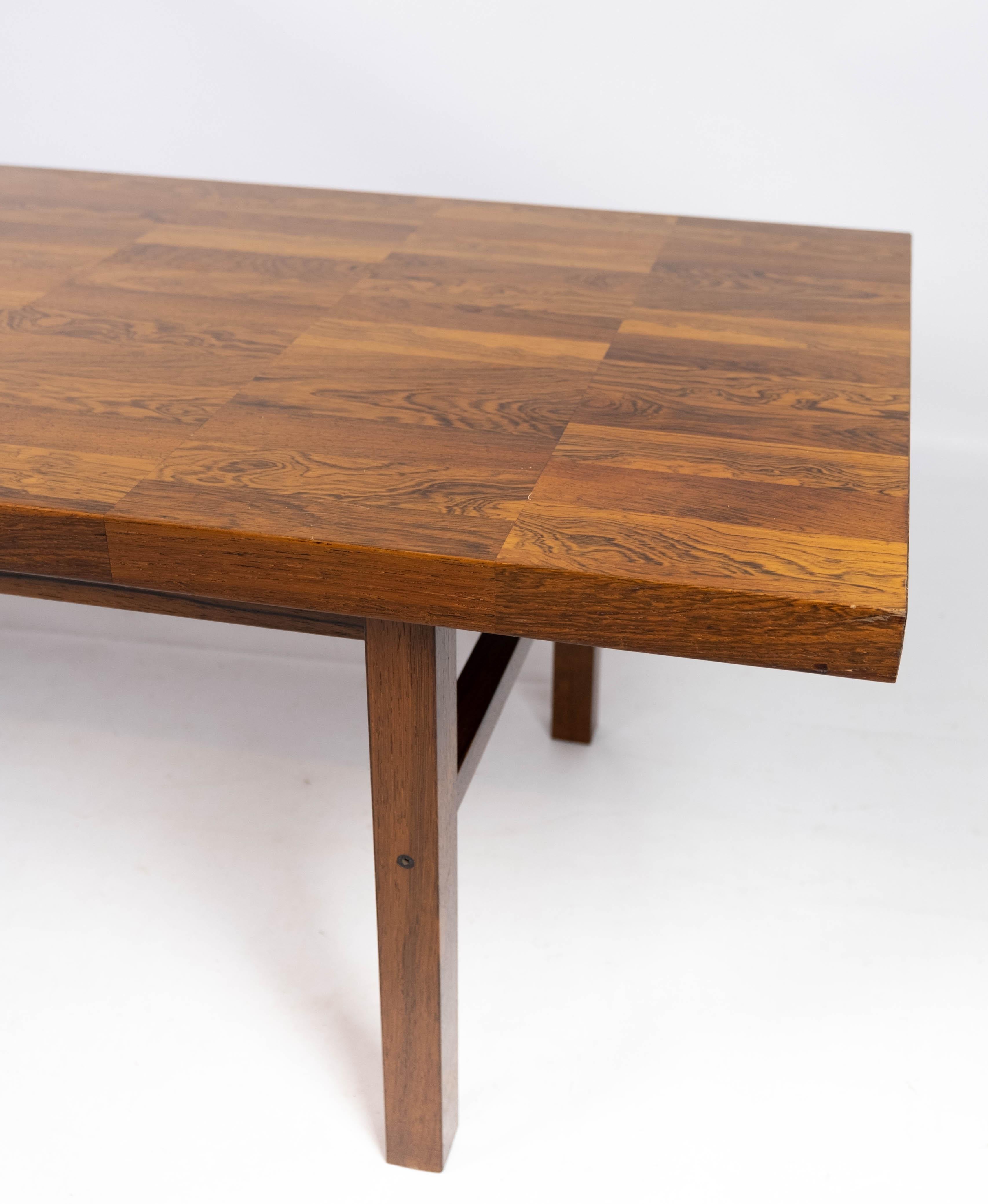 Mid-Century Modern Coffee Table Made In Rosewood, Danish Design From 1960s For Sale