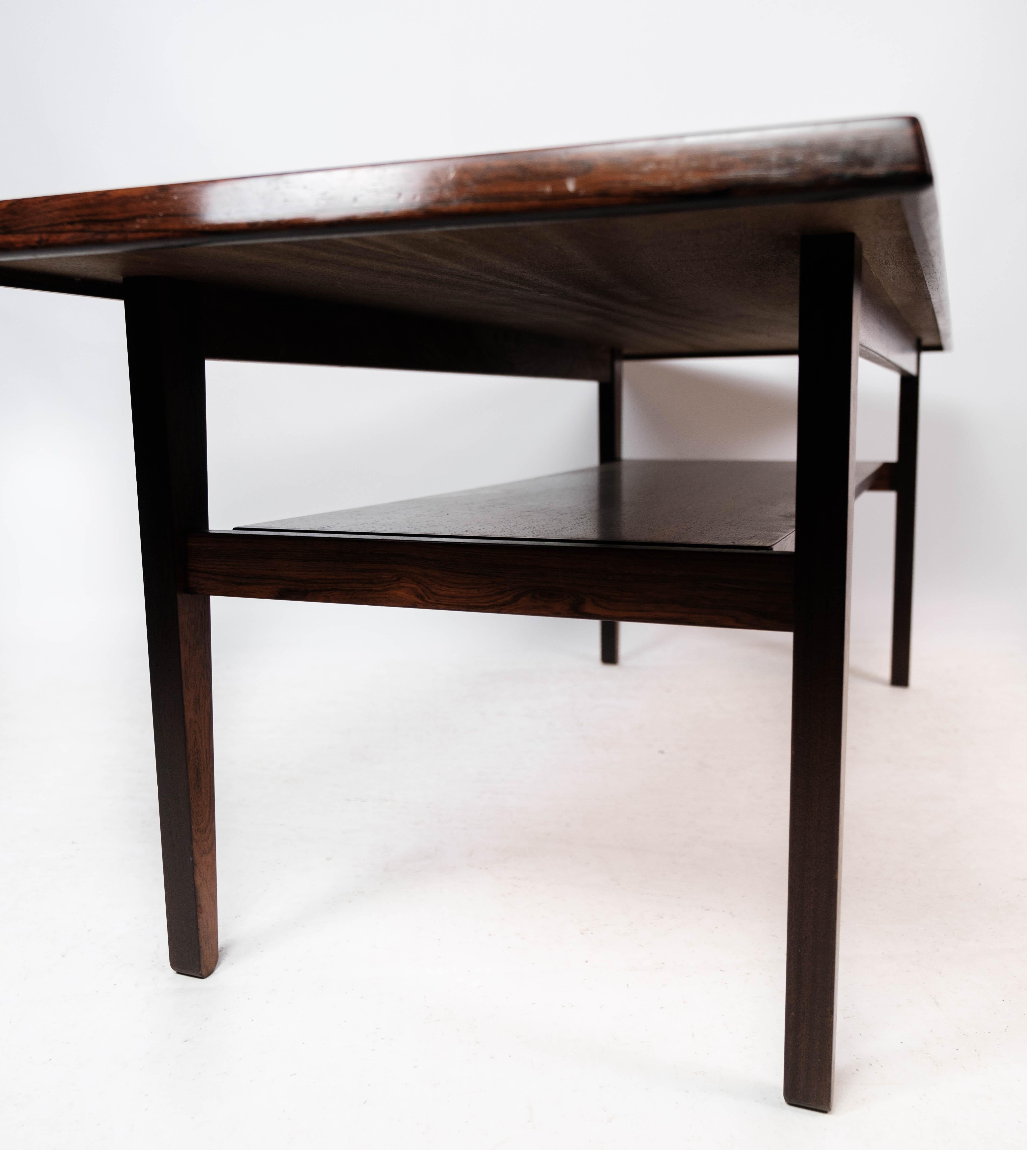 Coffee Table Made In Rosewood With Shelf From 1960s For Sale 3