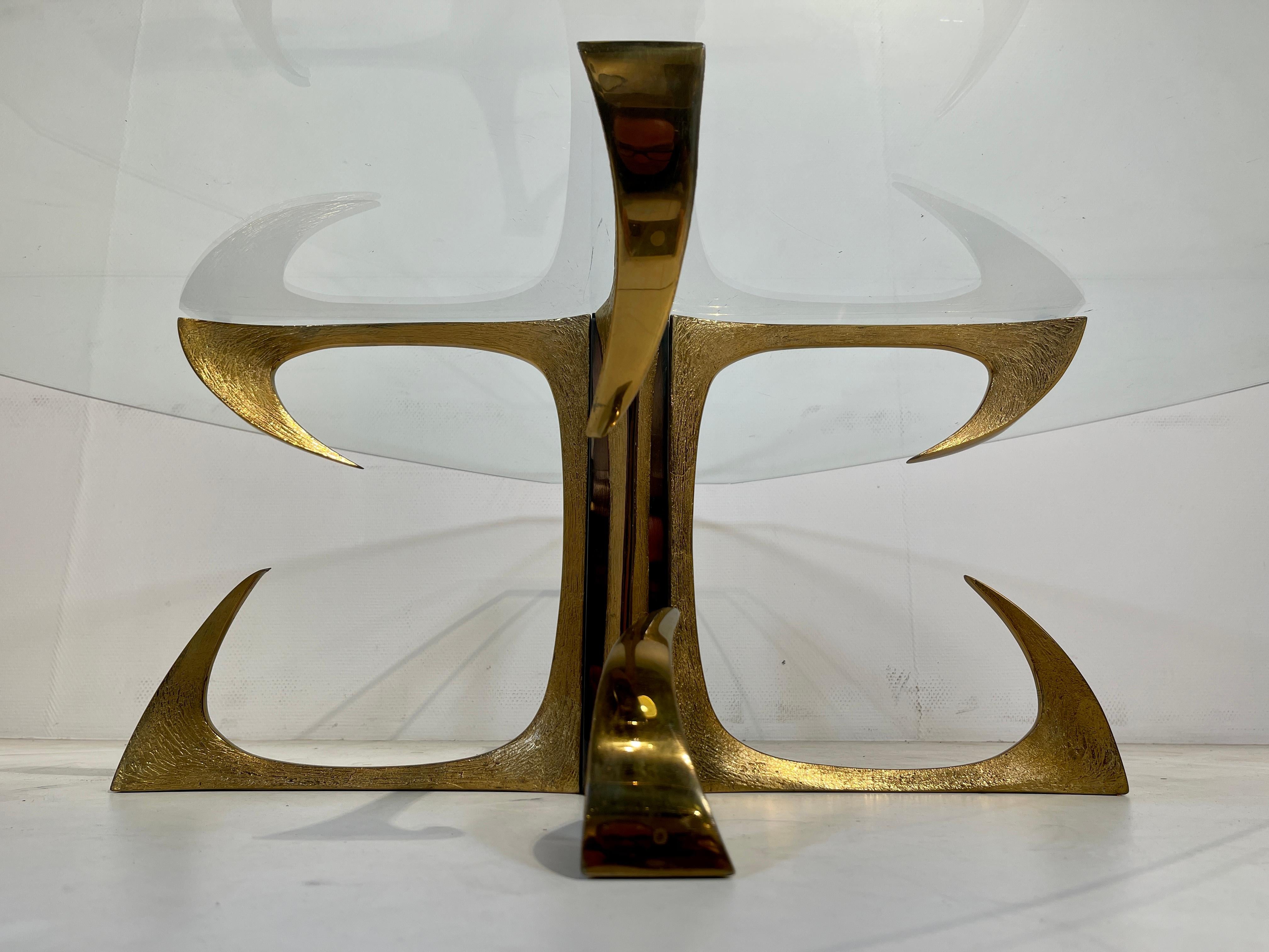 Table basse sculpturale de Willy Daro en vente 1