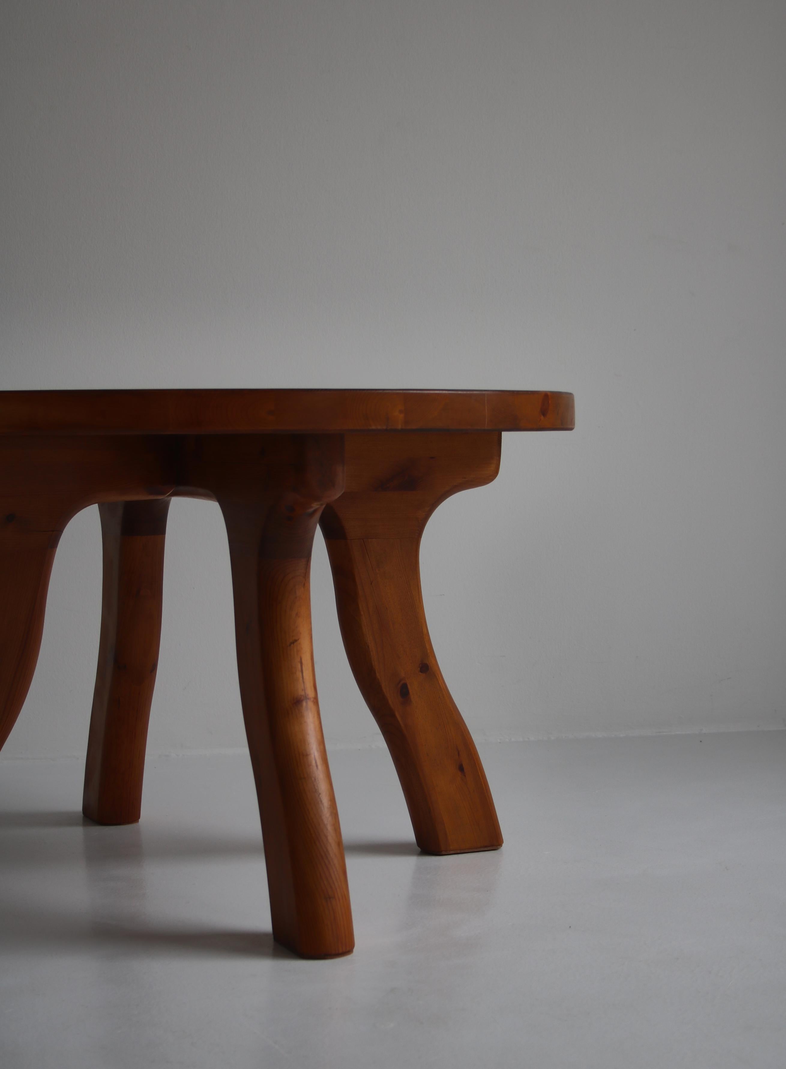 Coffee Table in Solid Pinewood by Danish Cabinetmaker, 1960s 6