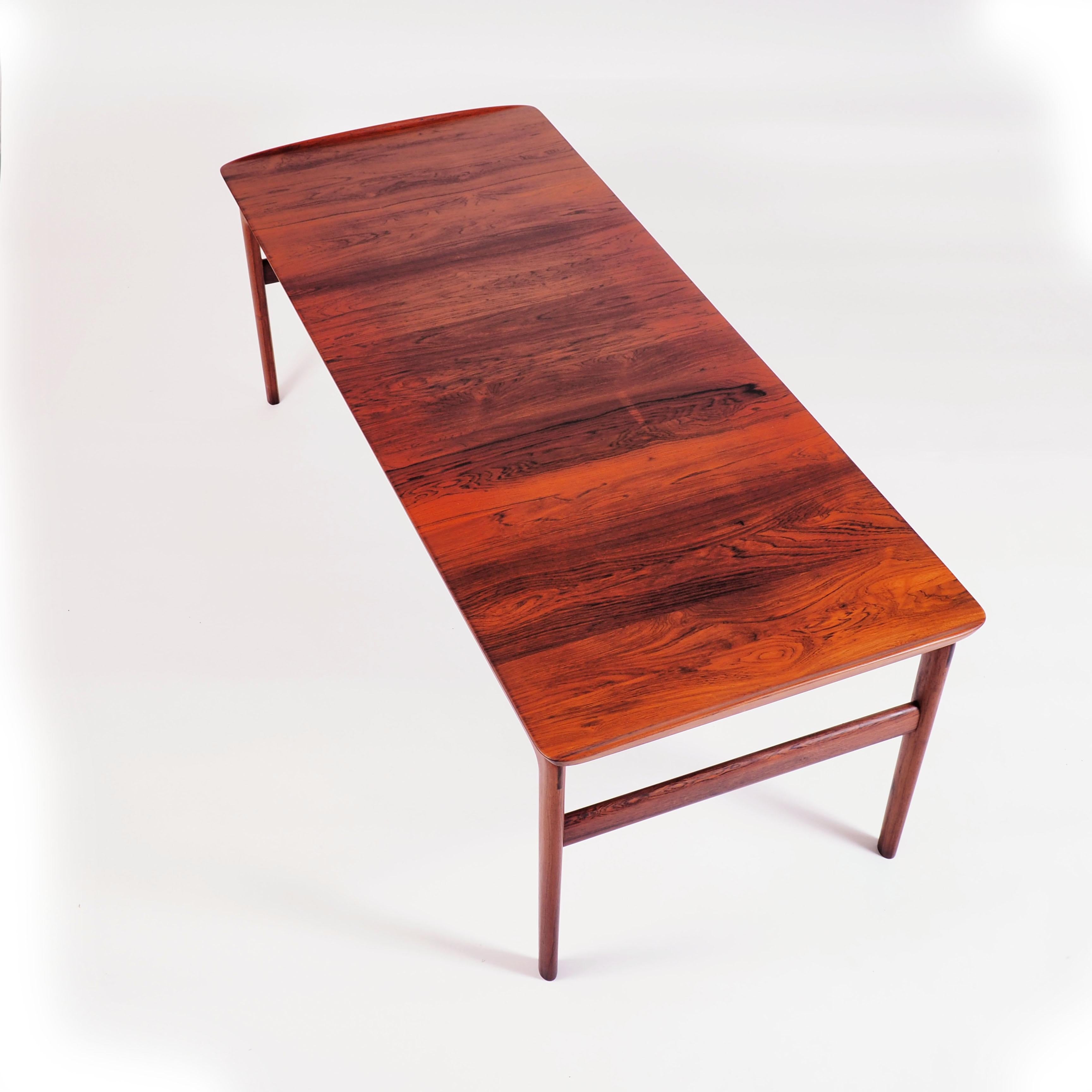 Coffee Table in Solid Rosewood by Peter Hvidt and Orla Mølgaard-Nielsen, Denmark For Sale 1