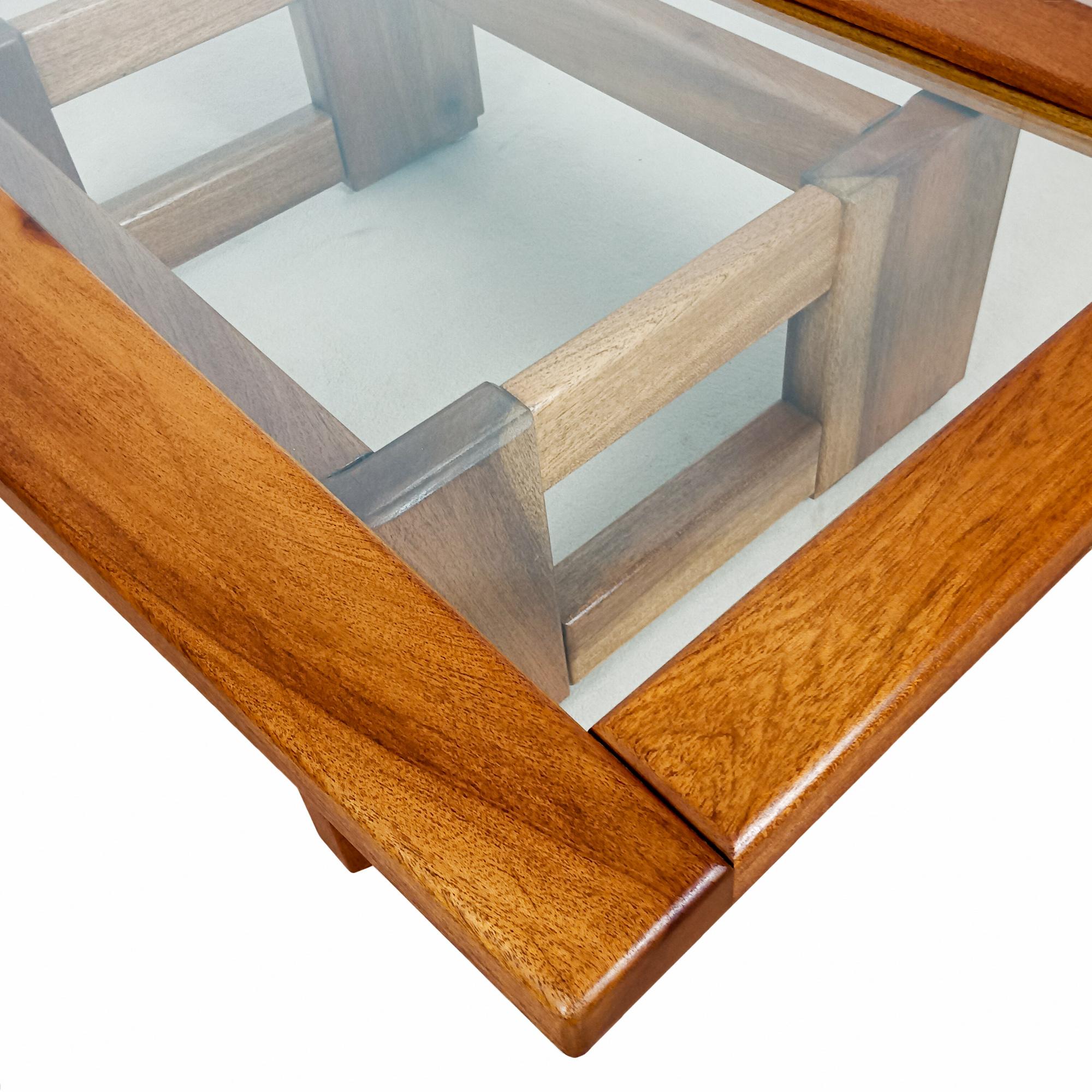 Coffee table in solid walnut and glass - France 1970 In Good Condition For Sale In Girona, ES