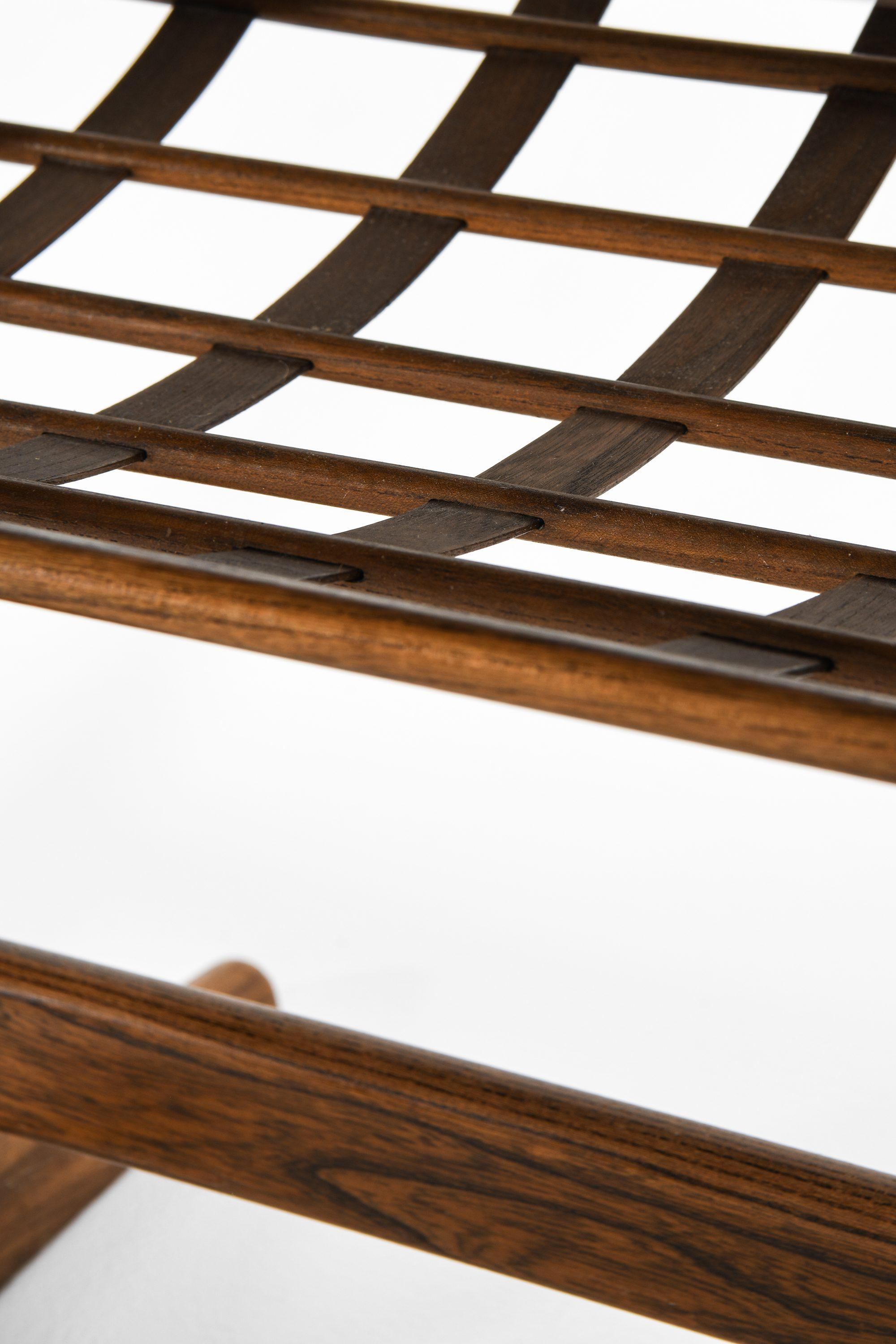 20th Century Coffee Table in Stained Elm by Frits Henningsen, 1950's For Sale