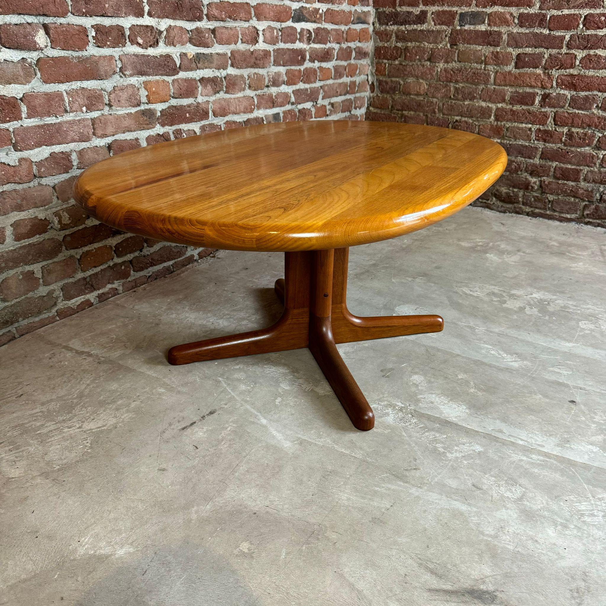 Table basse en teck, Danemark 1960 Bon état - En vente à Torino, IT