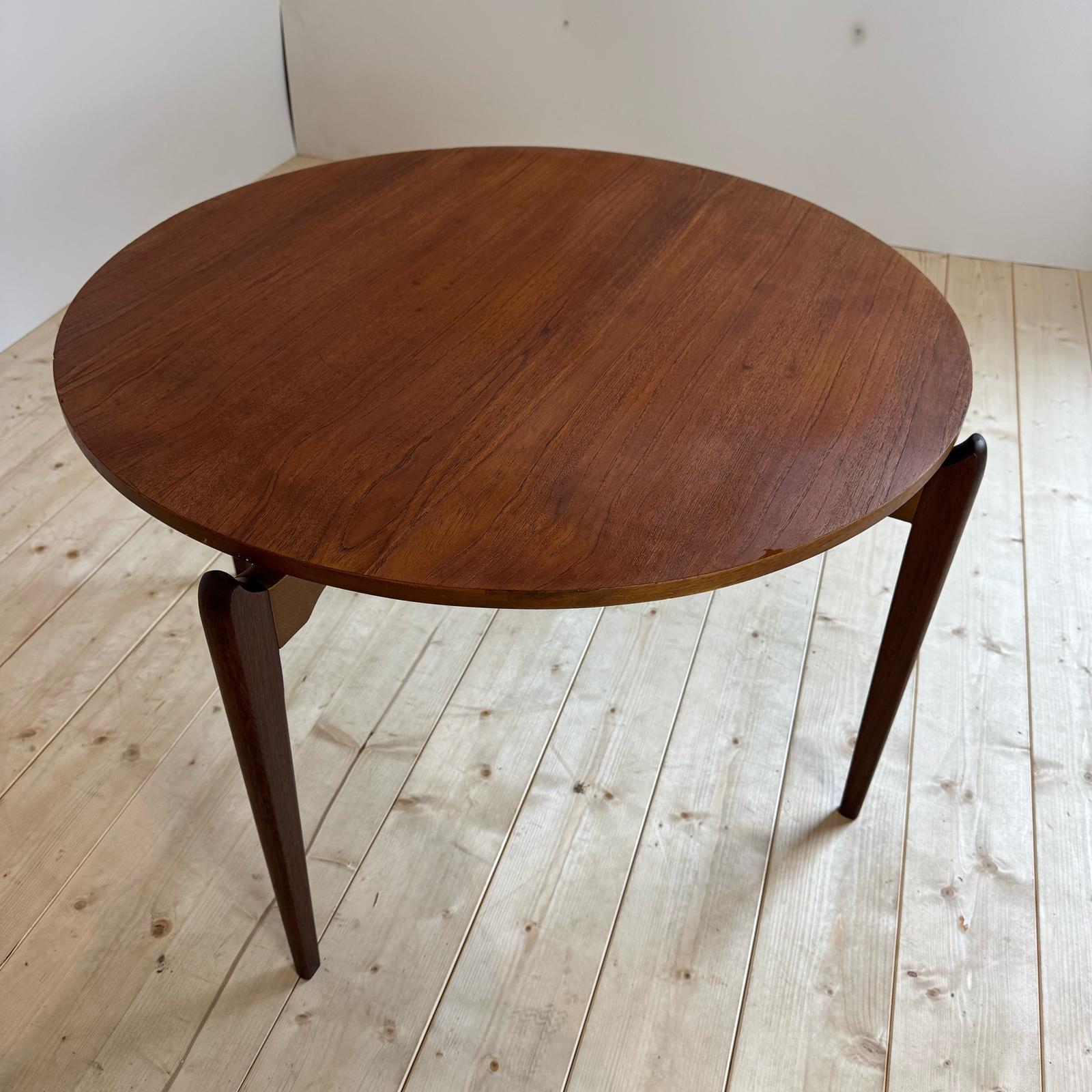 Coffee table in teak, Denmark 1960s For Sale 3