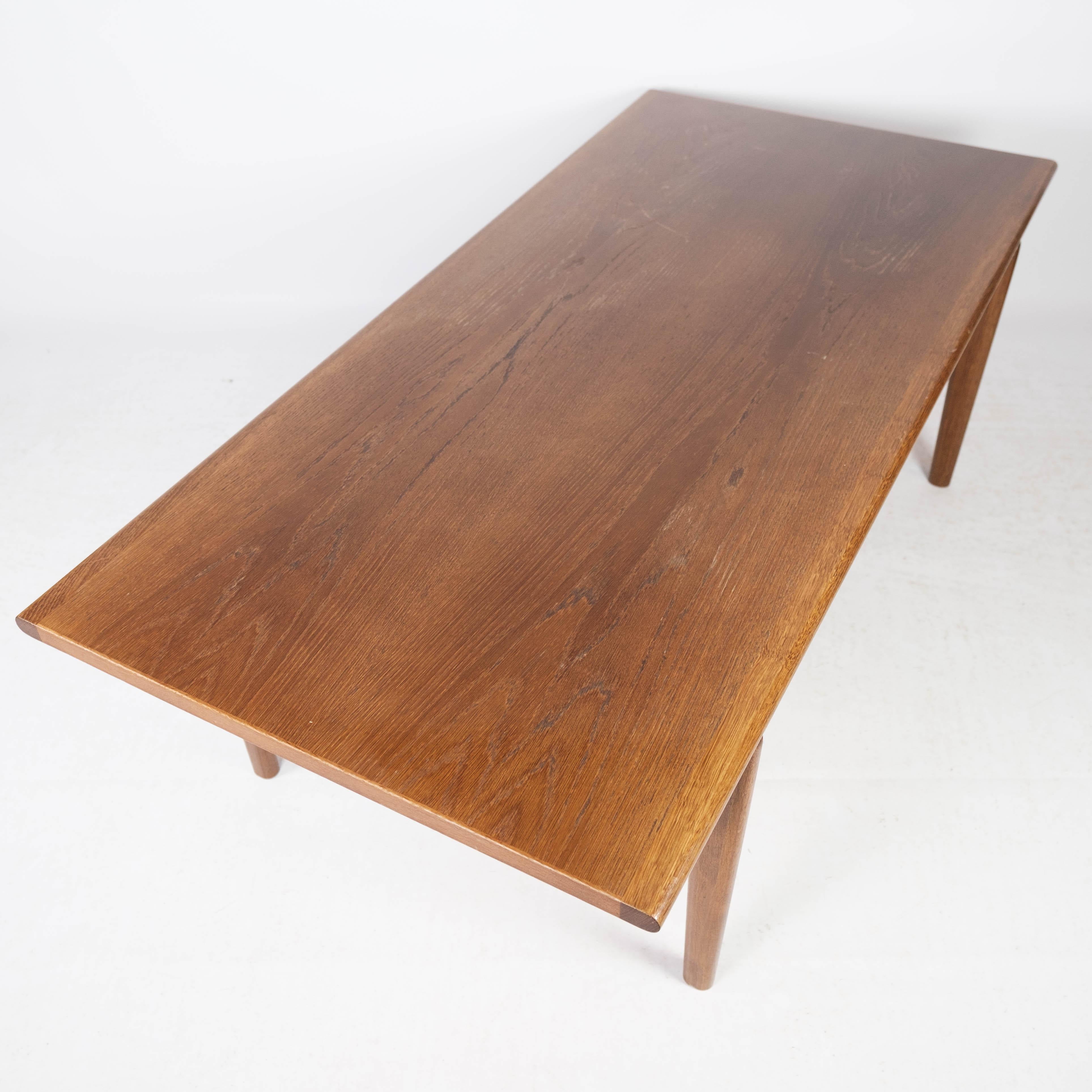 Coffee Table in Teak Designed by Hans J. Wegner and Manufactured by GETAMA 10
