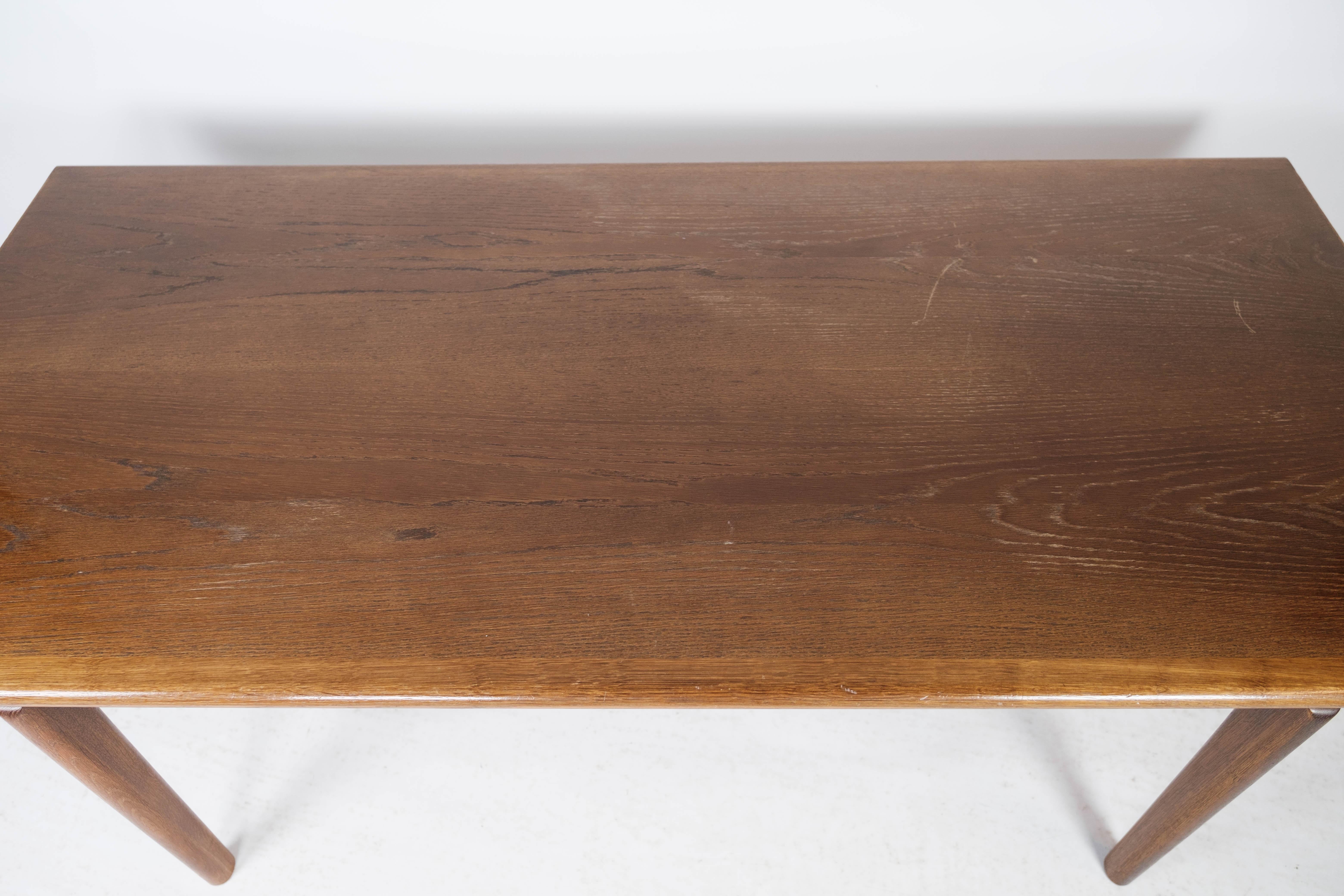 Coffee Table in Teak Designed by Hans J. Wegner and Manufactured by GETAMA 3