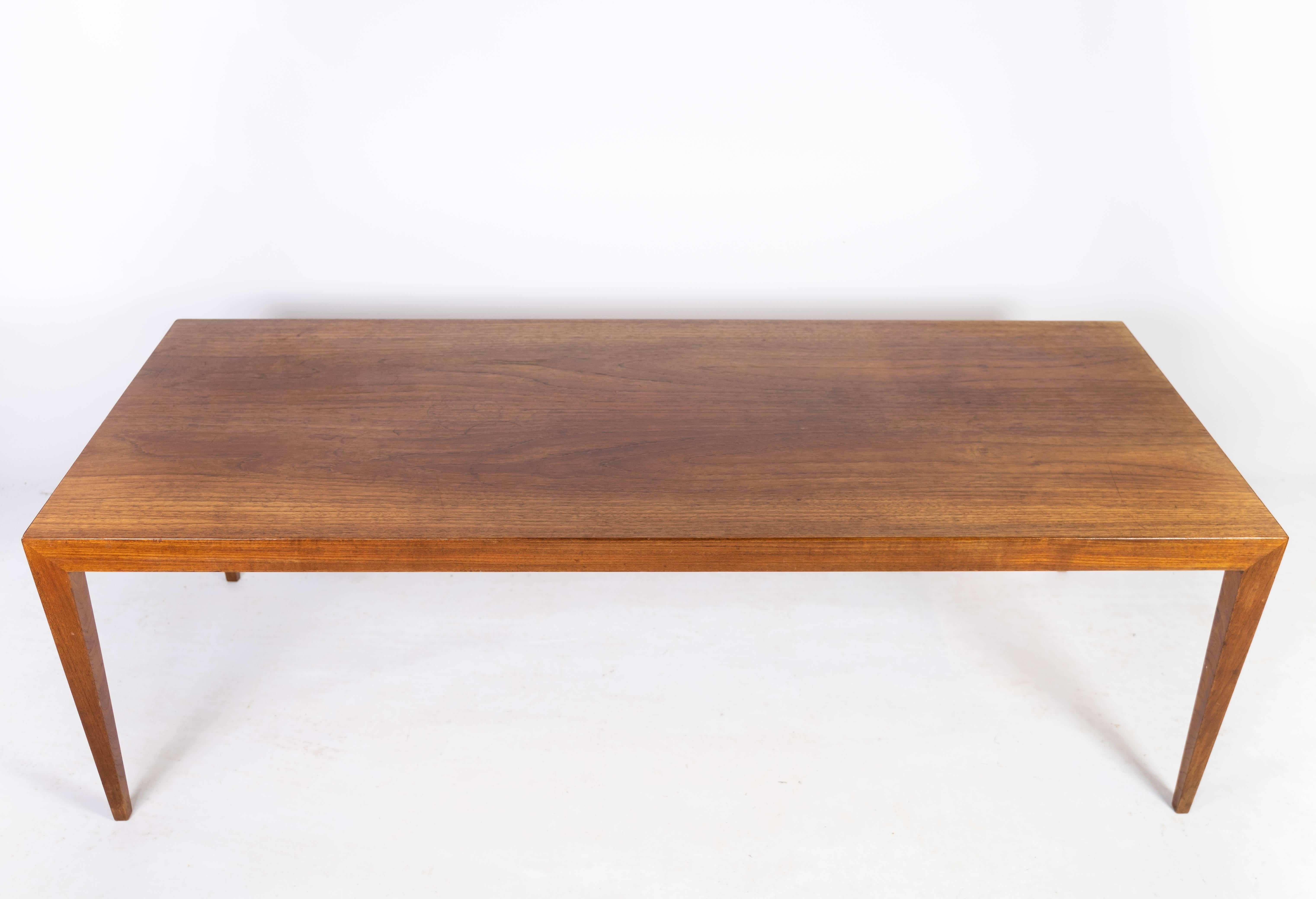 Mid-Century Modern Table basse fabriquée en teck par Severin Hansen et Haslev Furniture à partir des années 1960 en vente