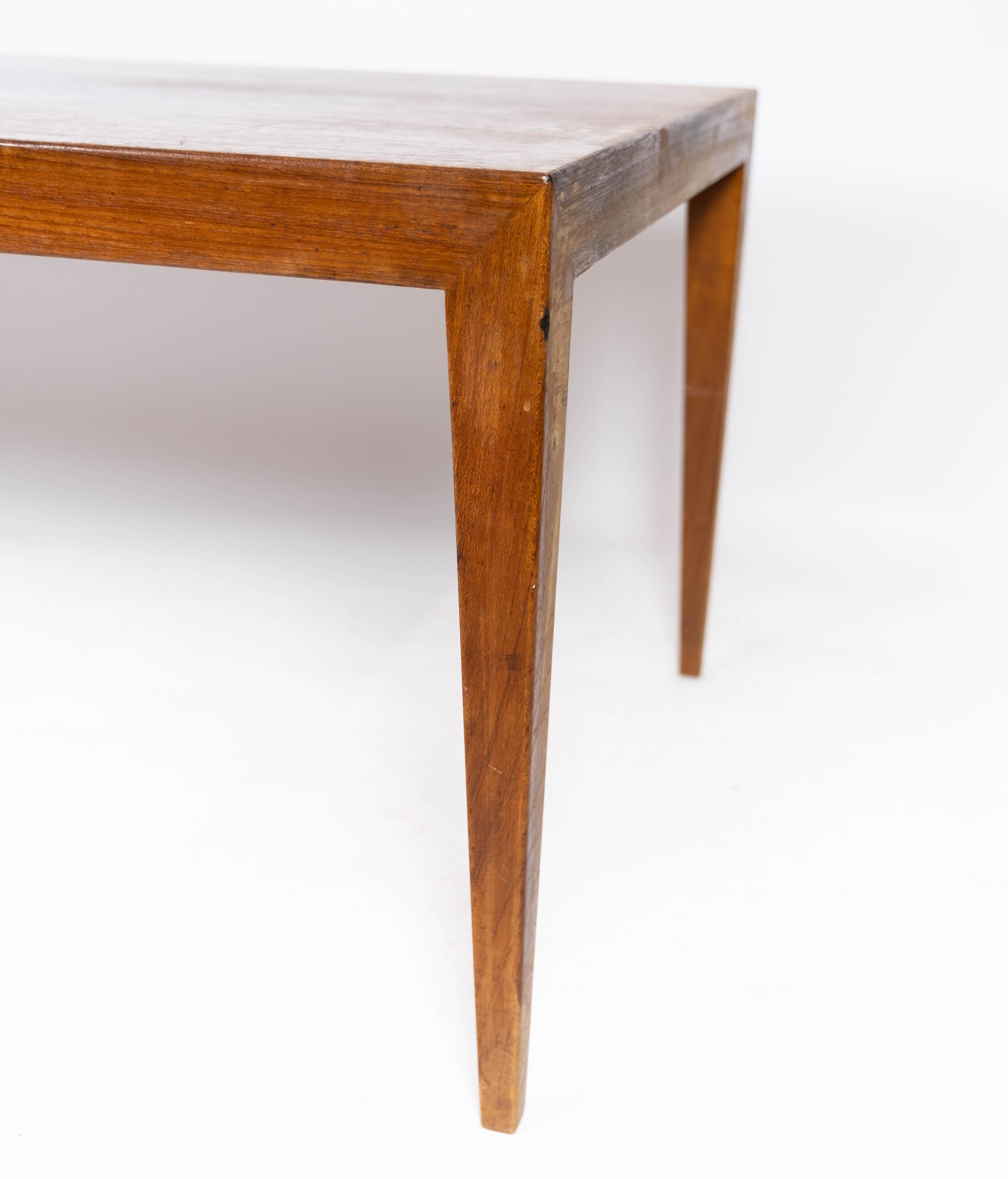 Teck Table basse fabriquée en teck par Severin Hansen et Haslev Furniture à partir des années 1960 en vente