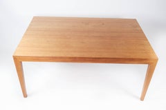 Table basse fabriquée en teck par Severin Hansen et fabriquée en Haslev Furniture à partir des années 1960