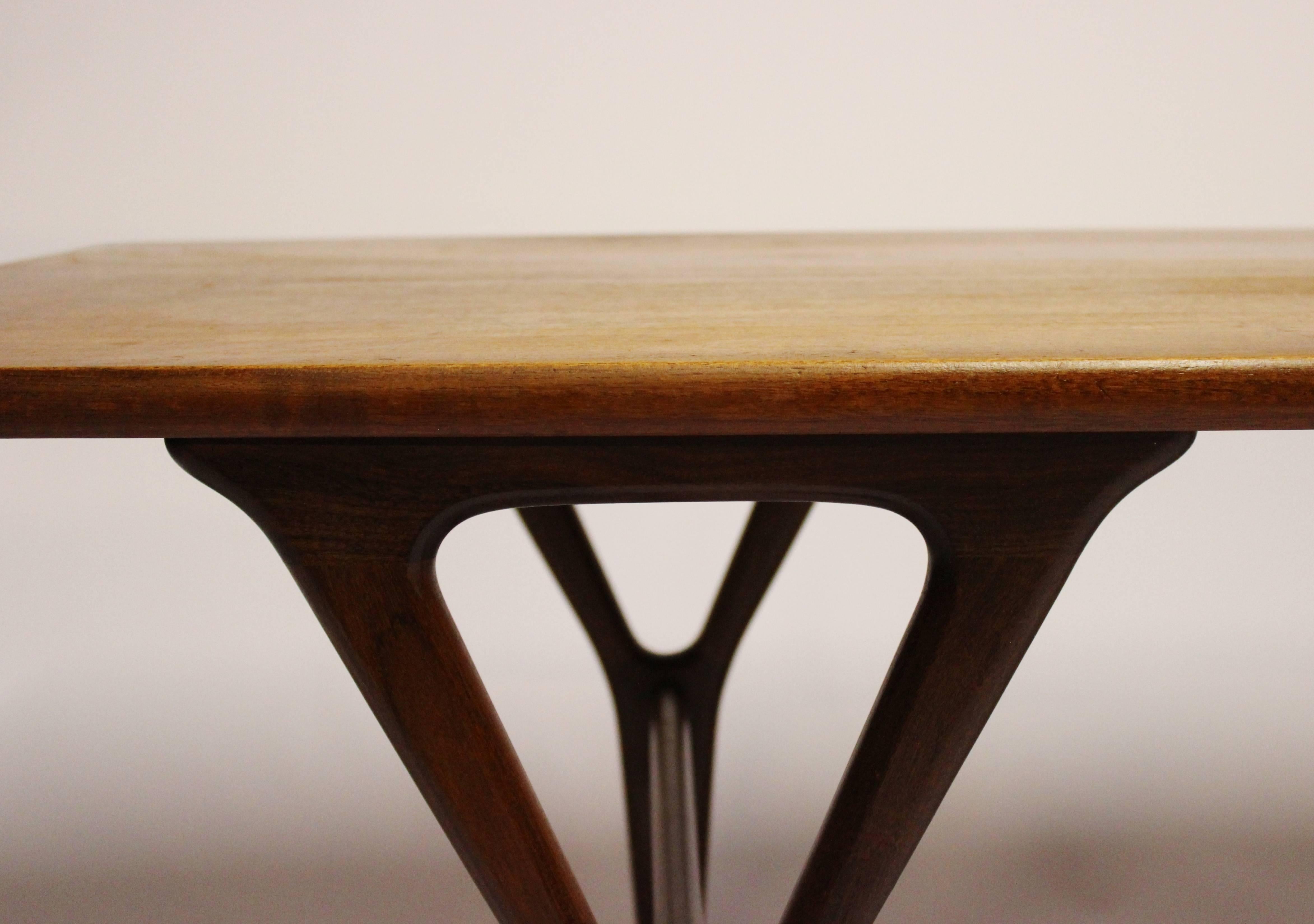 Mid-20th Century Coffee Table in Teak of Danish Design from the 1960s For Sale