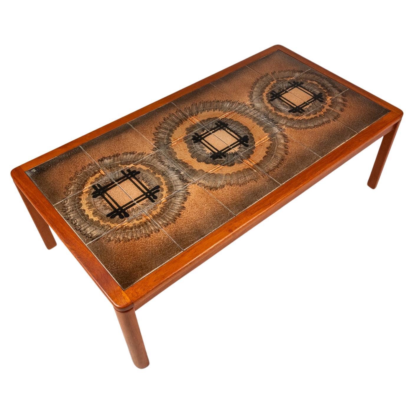 Table basse en teck avec incrustation de mosaïque en céramique, Johannes Andersen, Danemark, années 1970