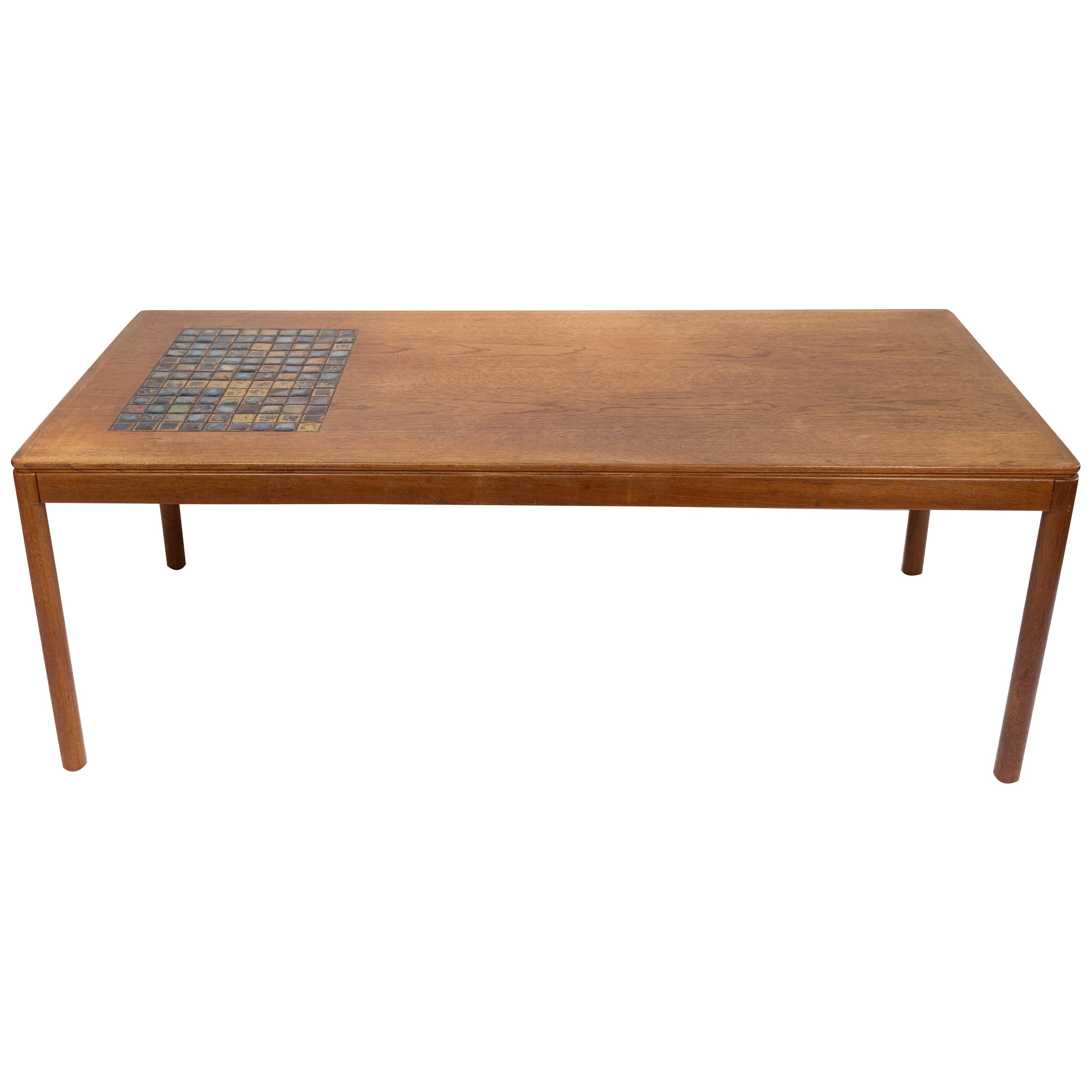 Table basse en teck avec carreaux de céramique Brown de design danois des années 1960 en vente