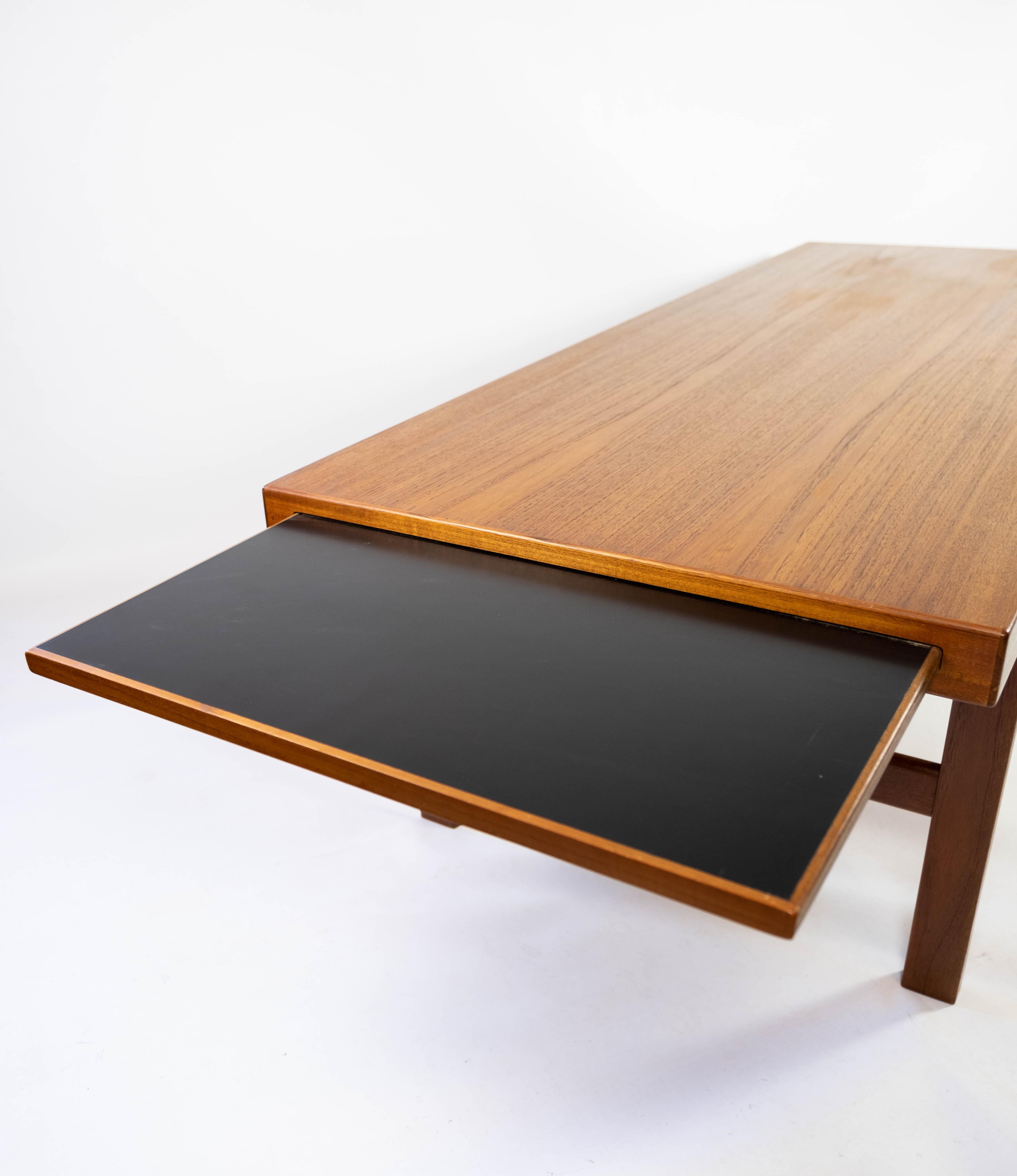 Coffee Table Made In Teak With Extension Plate, Danish Design From 1960s For Sale 2