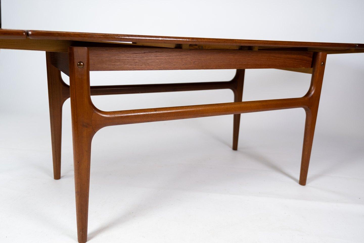 Coffee Table in Teak with Extensions of Danish Design from the 1960s 1