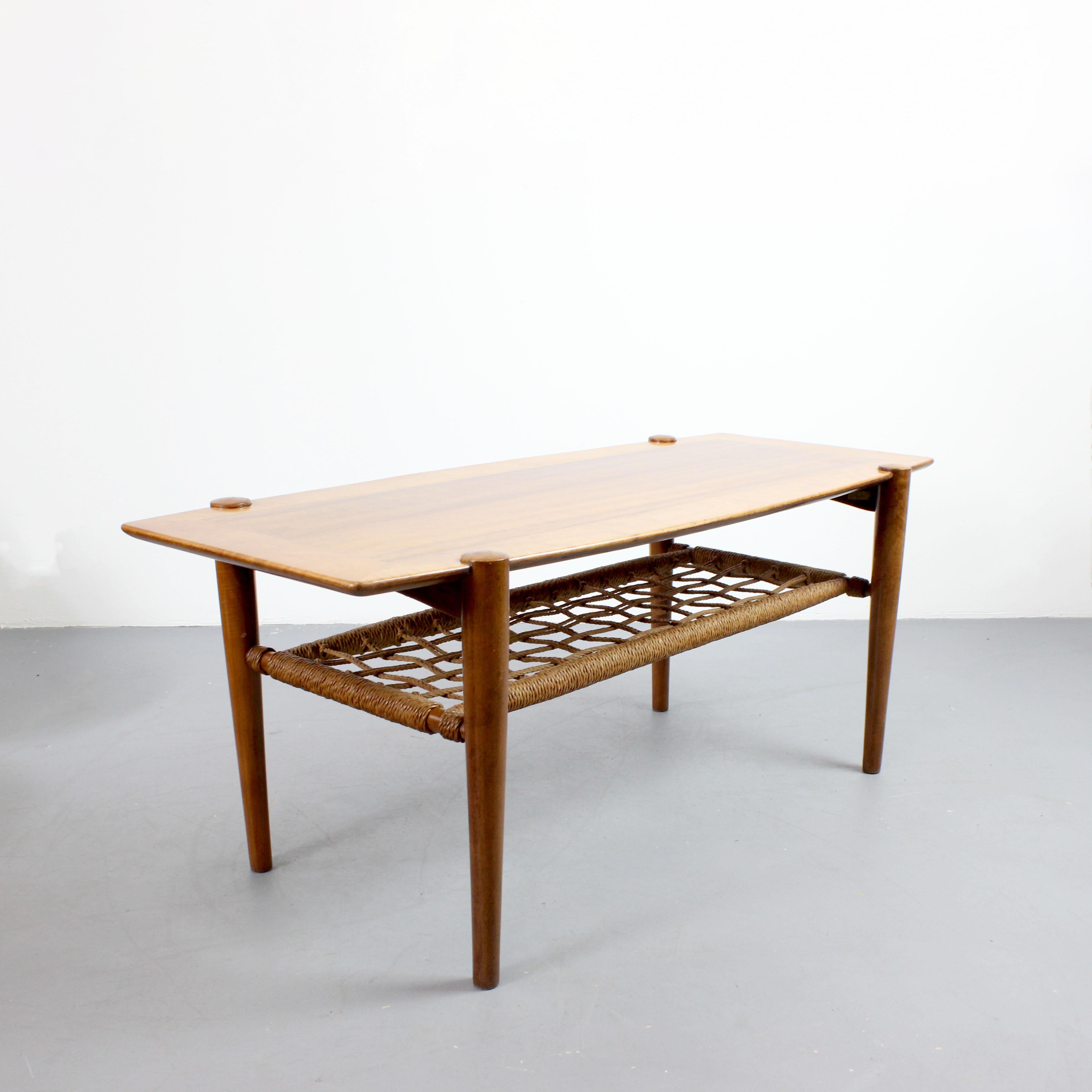 Dutch Coffee table in teak wood and braided rope lattice - atr. Louis Van Teeffelen - For Sale