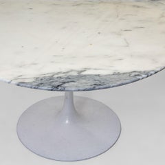 Coffee Table in the Style of Eero Saarinen's Tulip Table for Knoll, 20th Century