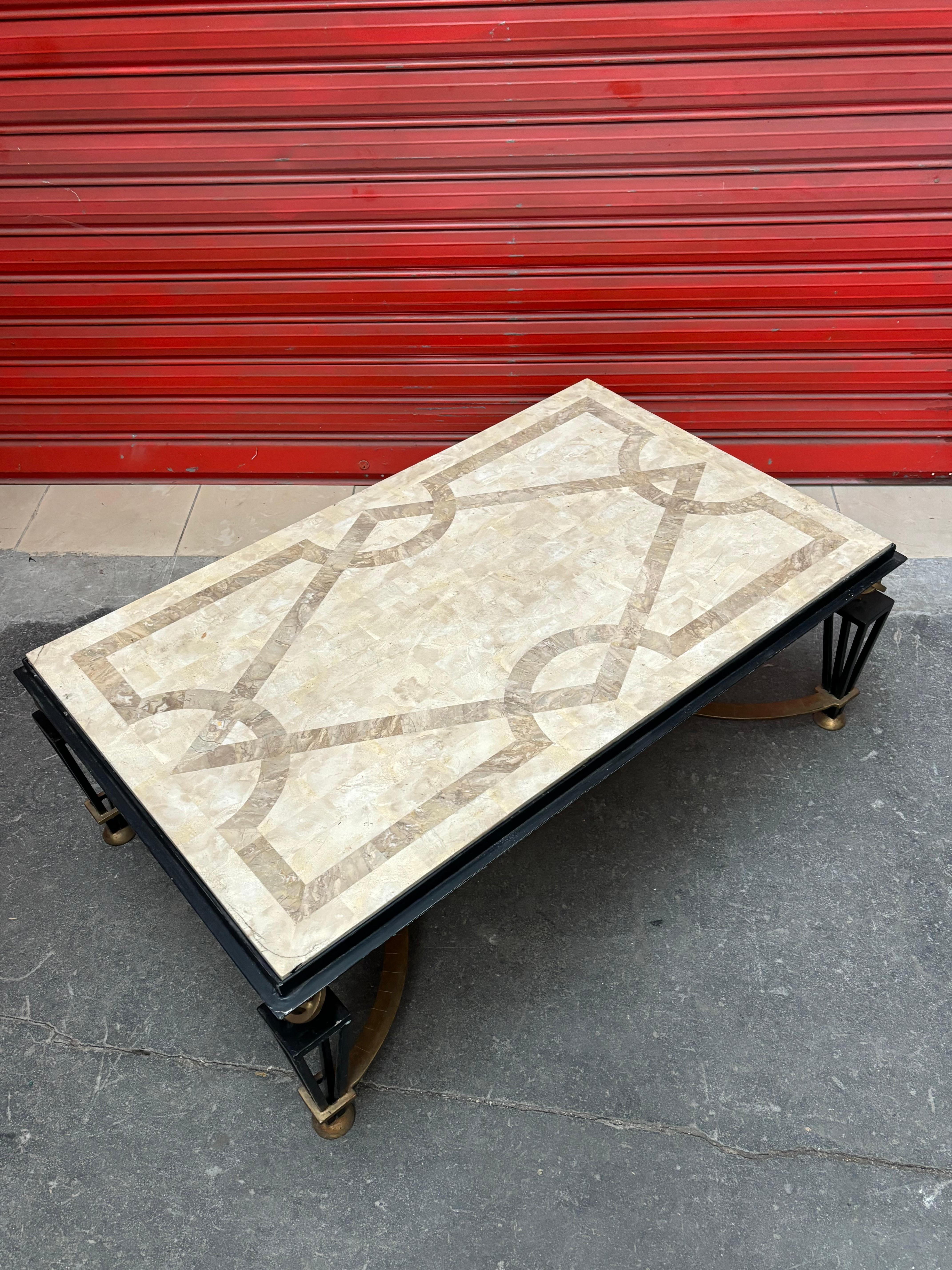 Coffee table in the style of the french 40s In Good Condition For Sale In SAINT-OUEN-SUR-SEINE, FR