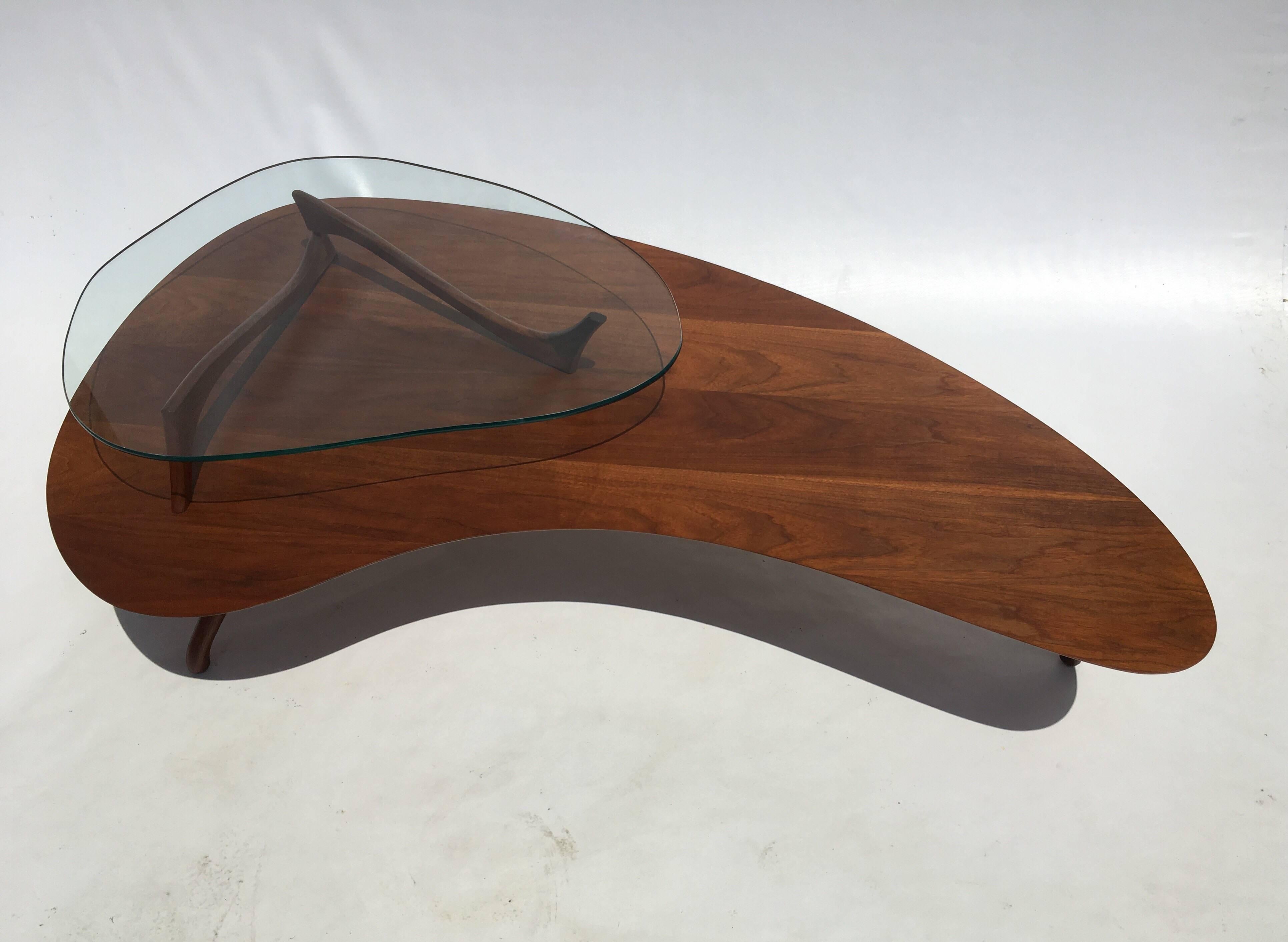 Coffee Table in the Style of Vladimir Kagan 4