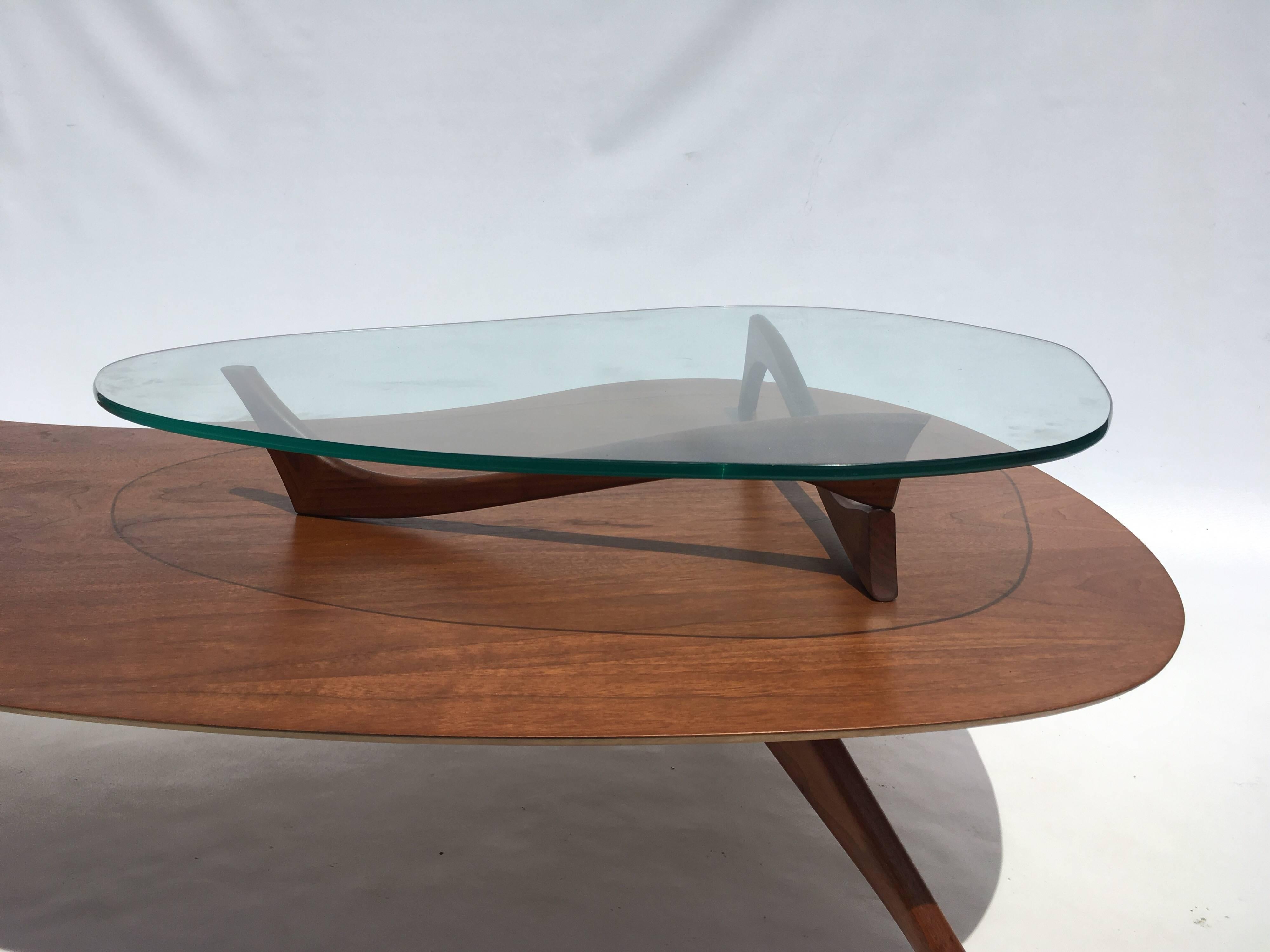 American Coffee Table in the Style of Vladimir Kagan