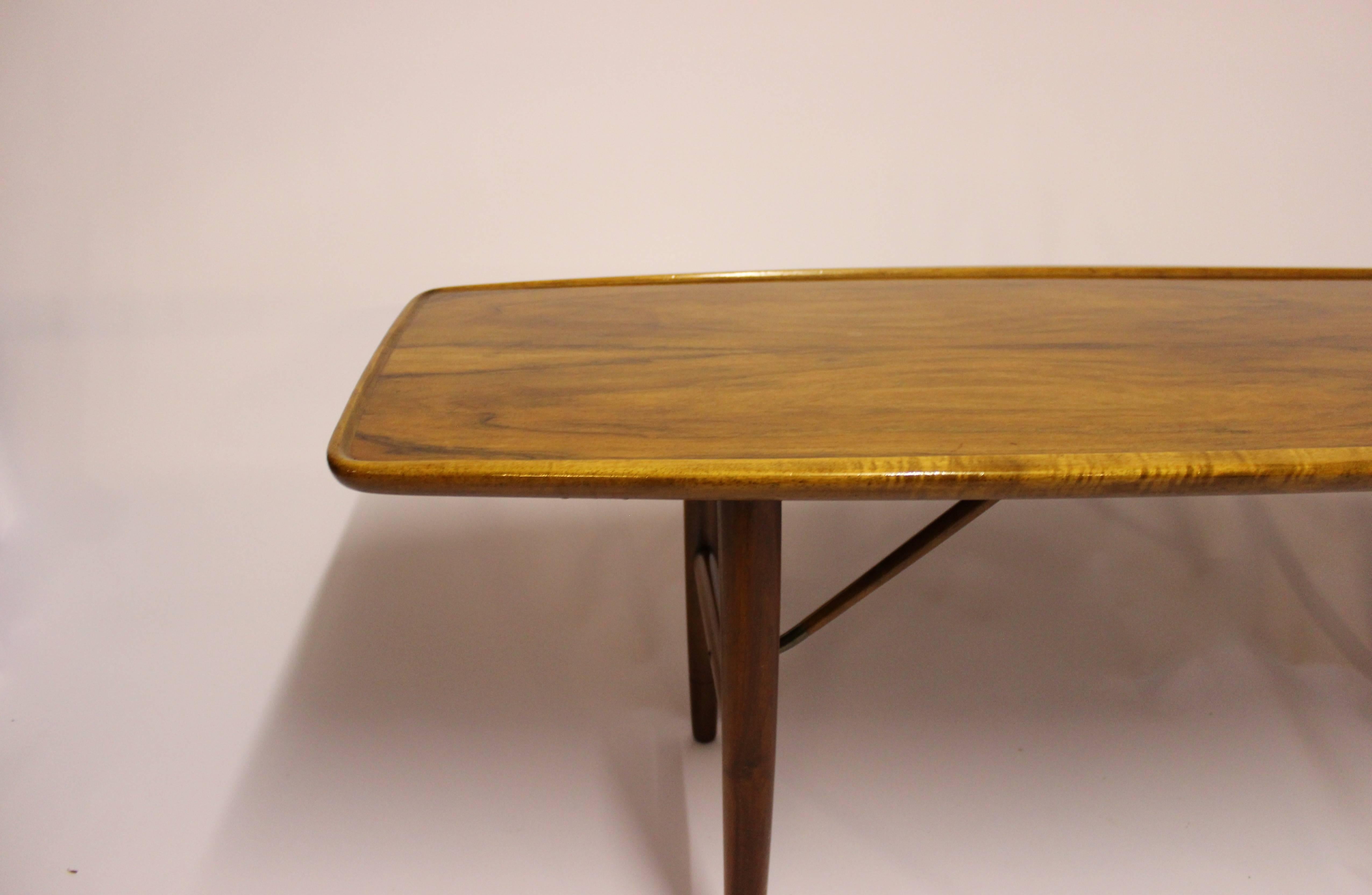 Danish Coffee Table in Walnut Designed by Finn Juhl and  Anton Kildeberg, 1960s For Sale