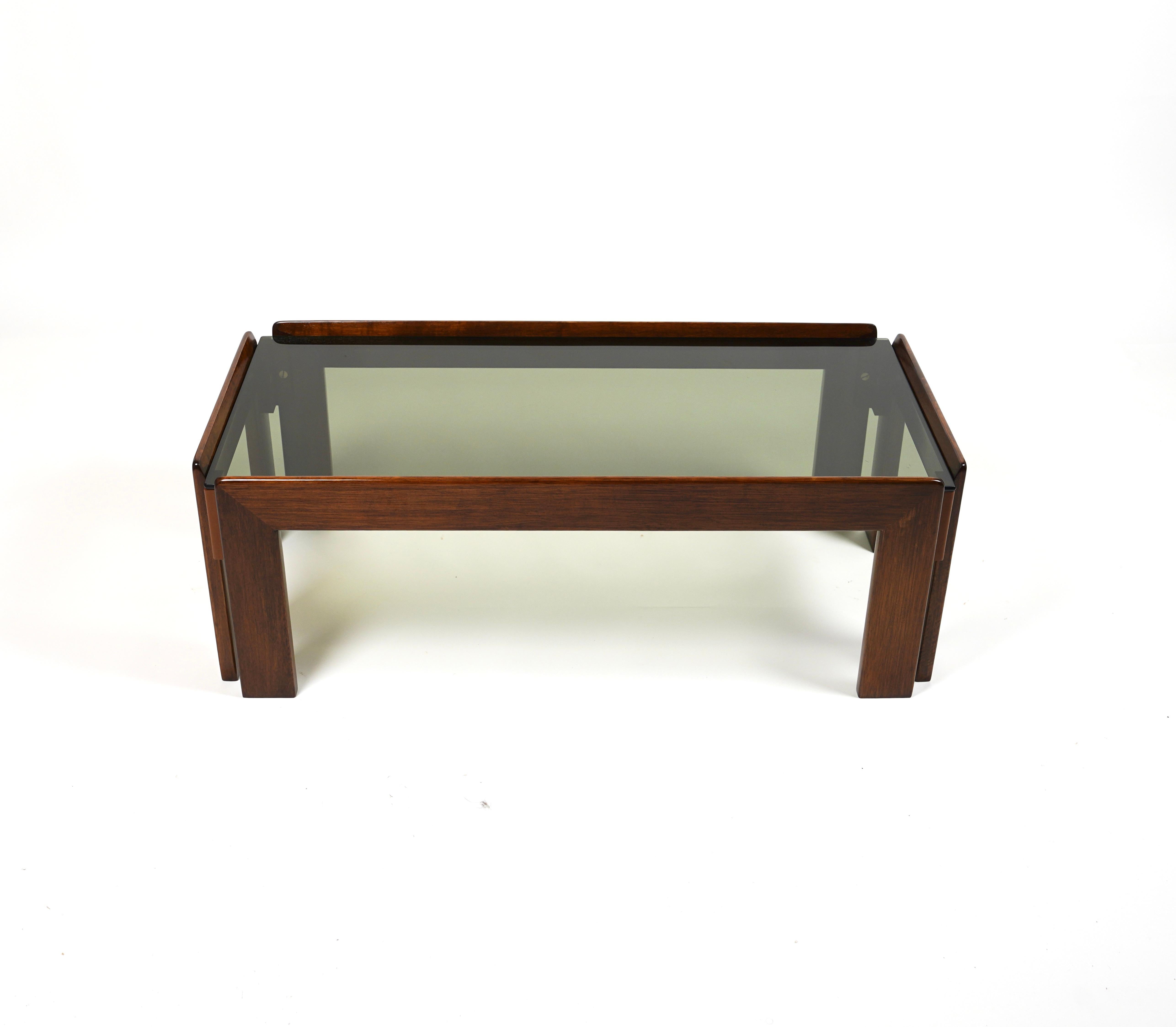 Mid-Century Modern Coffee Table in Wood and Glass Afra & Tobia Scarpa for Cassina, Italy 1960s For Sale