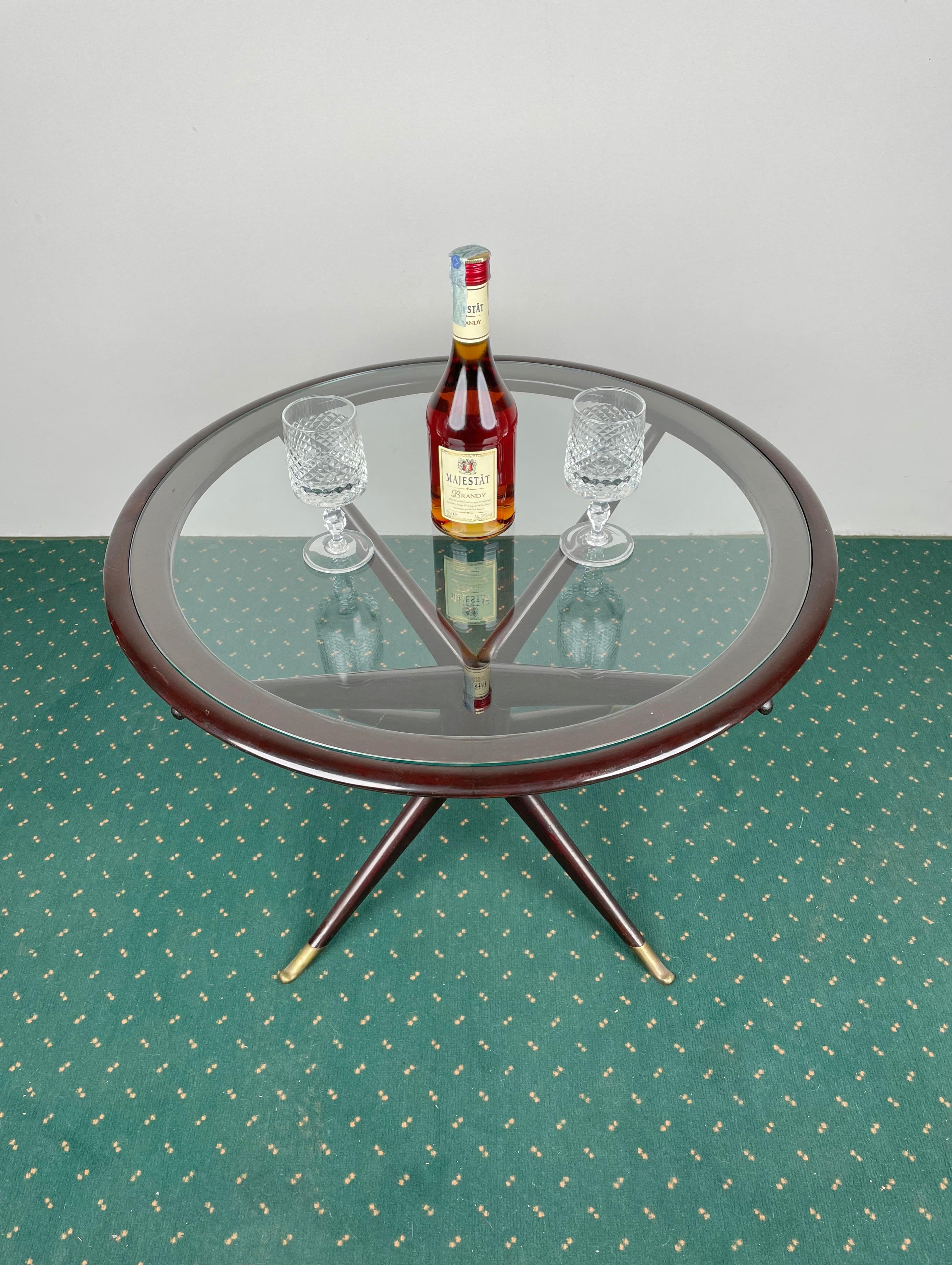 Coffee Table in Wood Glass and Brass Attributed to Guglielmo Ulrich, Italy 1950s For Sale 2