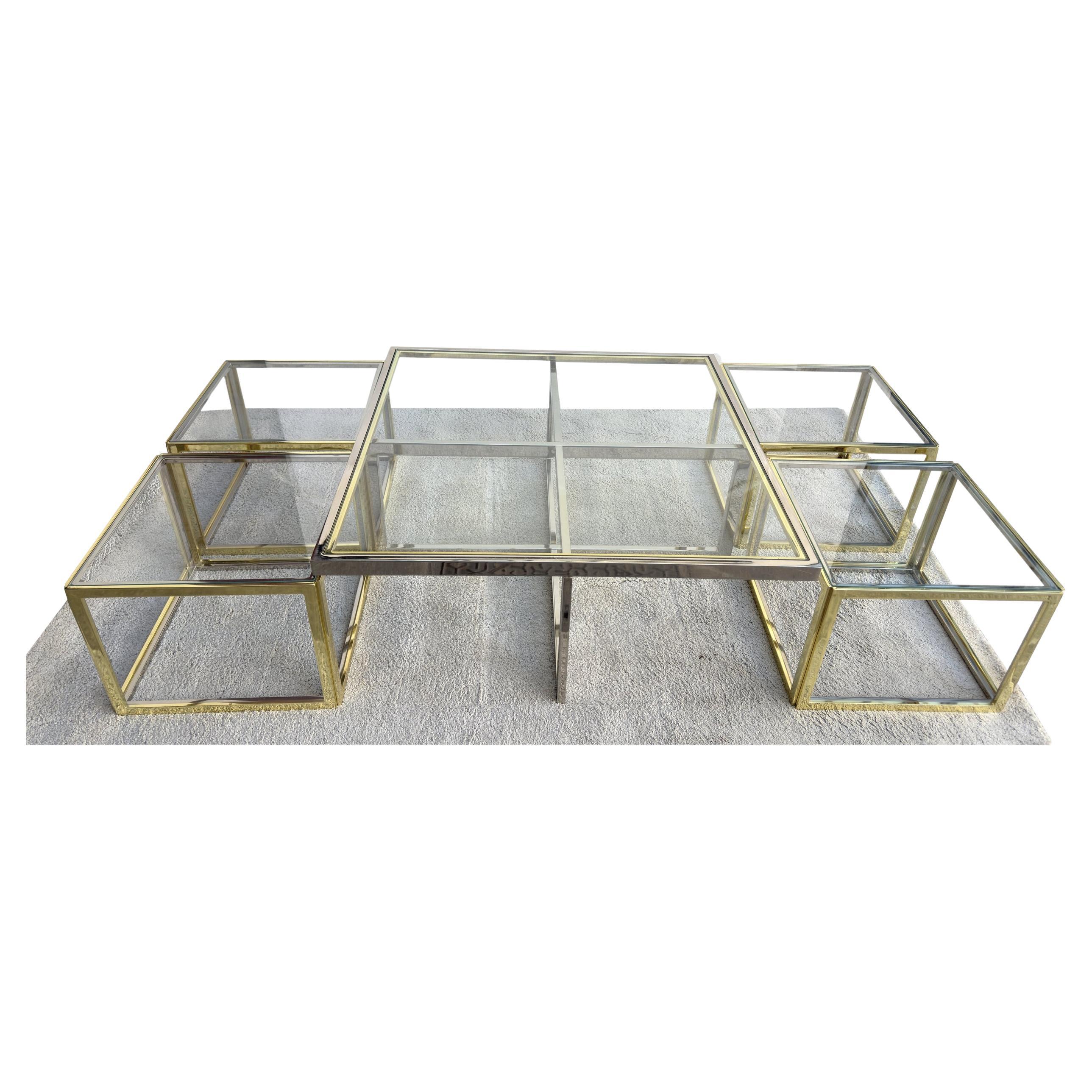 Coffee table including four nesting side tables, Paris, France, circa 1970 en vente