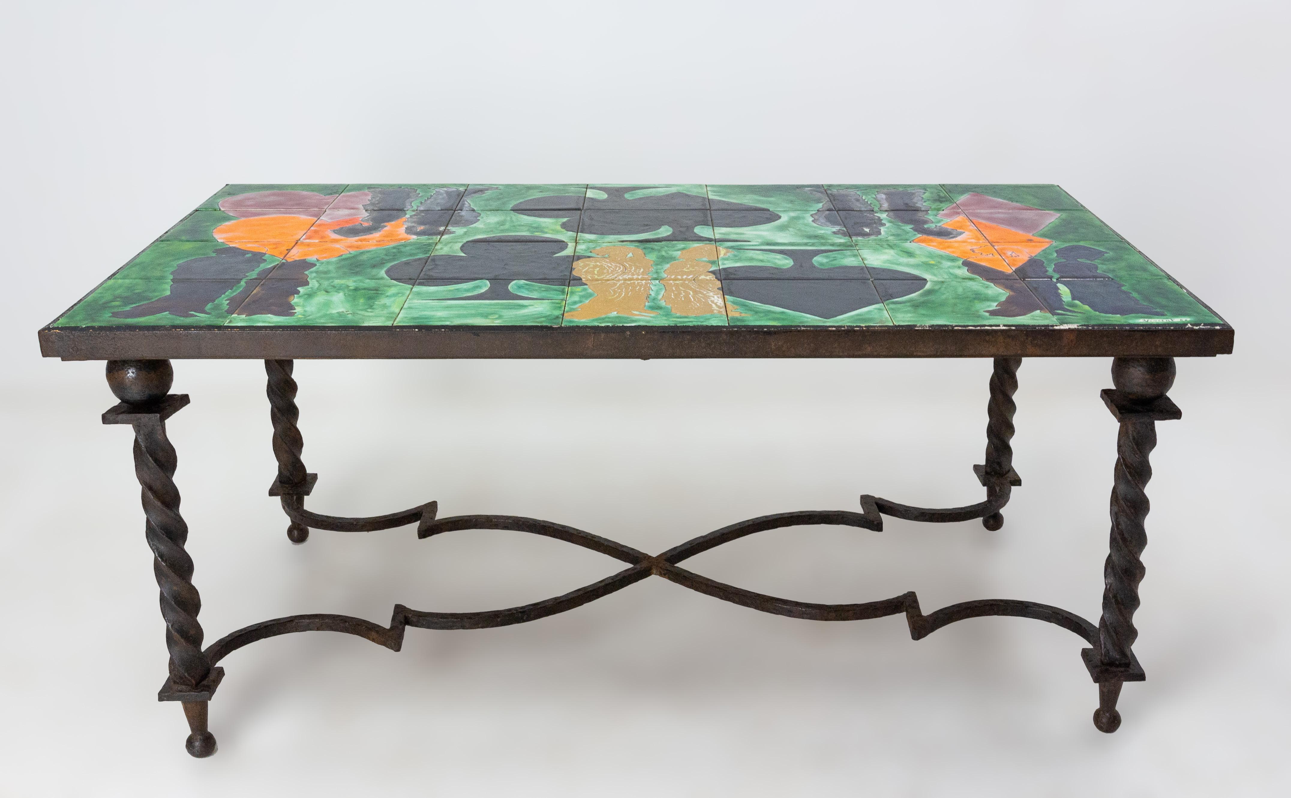 Coffee table decorated with playing cards colors: spades, hearts, diamonds and clubs
Enamel tiles top made in 1959, signed Vincent
Wrought Iron base 
Very heavy.

Shipping:
L108 P63 H48 27,2 Kg.
 