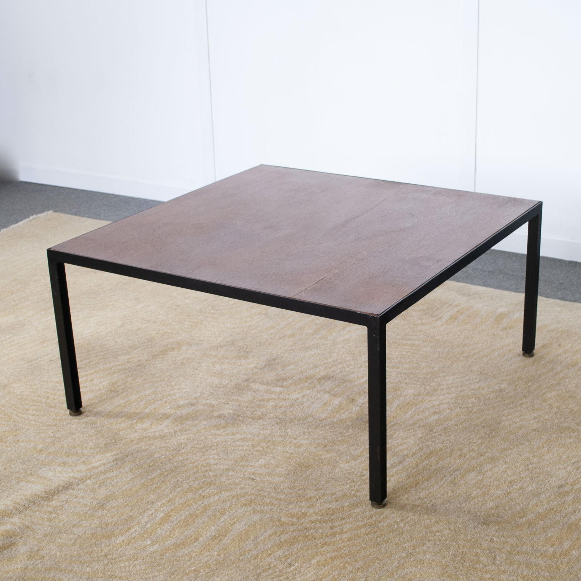 Metal Coffee Table Italian Midcentury from the Sixties For Sale