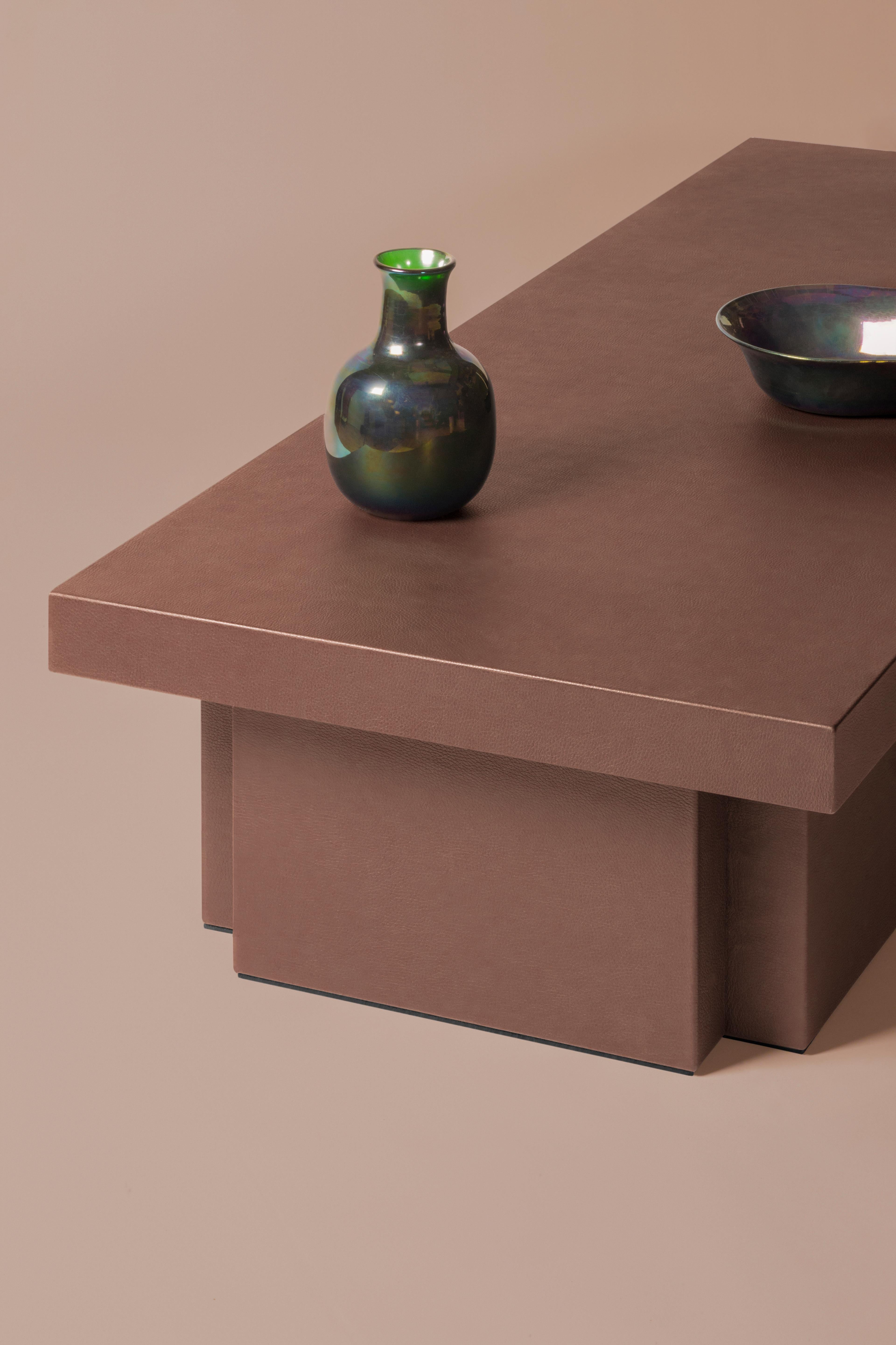 Assoluto Coffee Table -- Francesco Balzano x Giobagnara

Available in printed calfskin, suede, nappa finish. Pictured here is the table in H30 printed calfskin deer tobacco finish.

For simple and sophisticated leather and marble products, look no