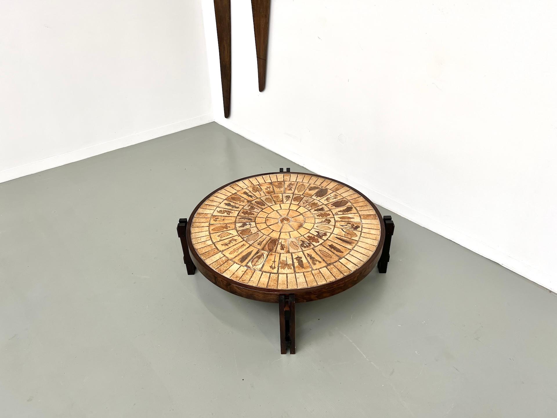 Mesa de centro Les Herbiers del ceramista francés Roger Capron, años 60. en venta 6