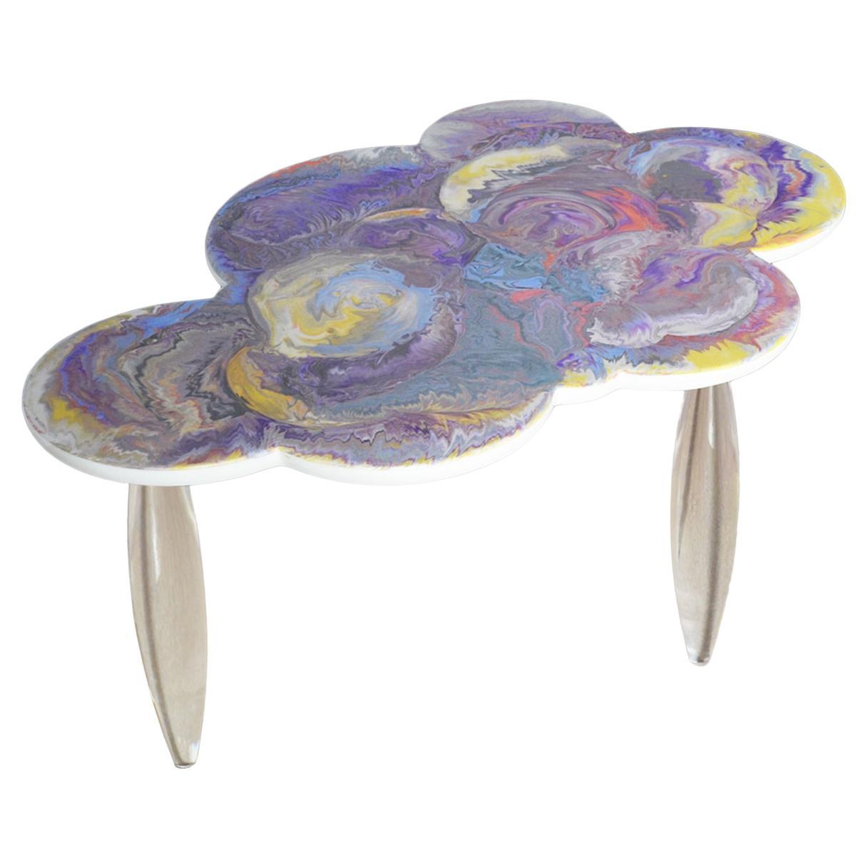 Table basse avec plateau en scagliola et pieds en plexiglas, fabriquée à la main en Italie, disponible en vente