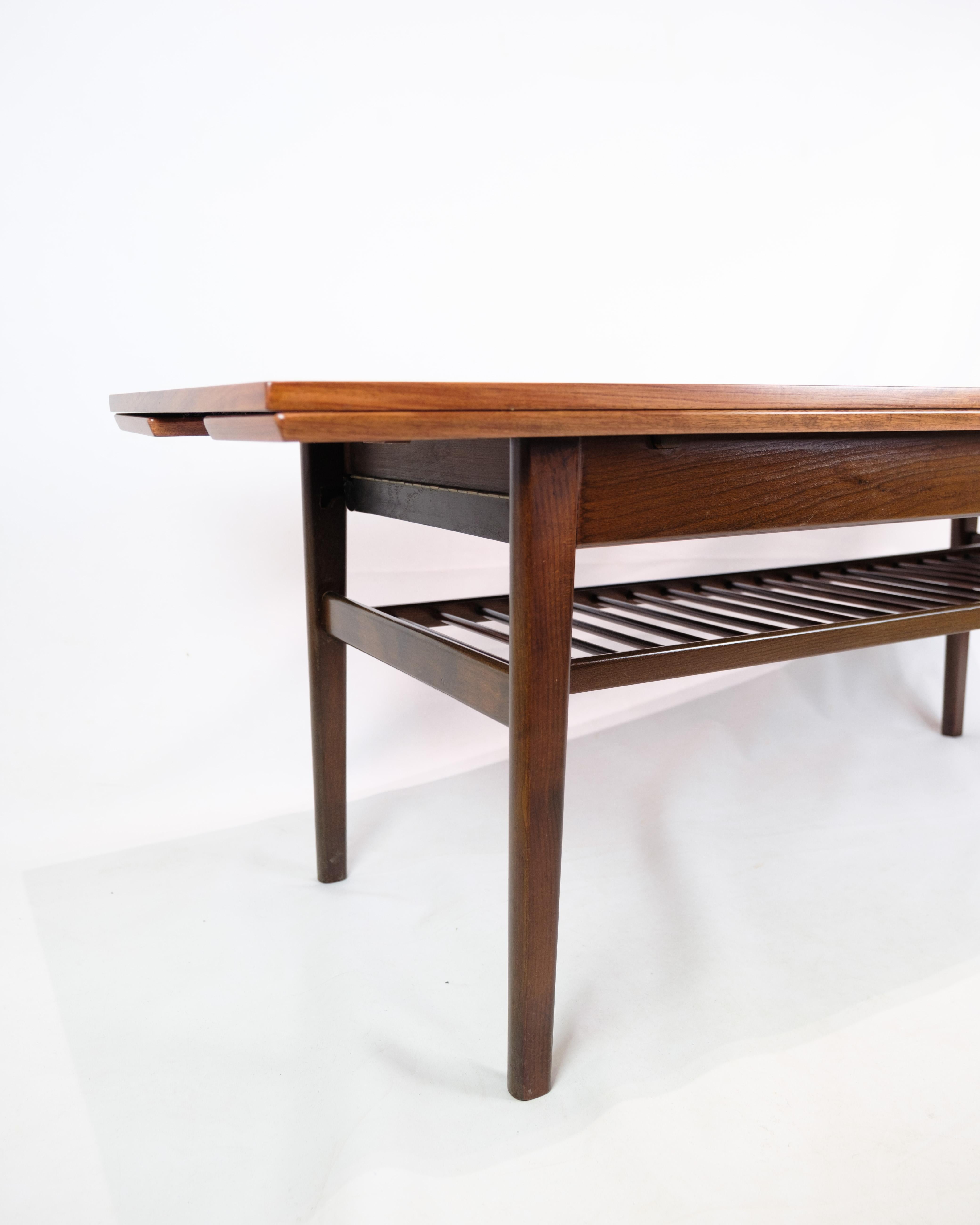 Table basse fabriquée en bois de rose par Kai Kristiansen des années 1960 Bon état - En vente à Lejre, DK