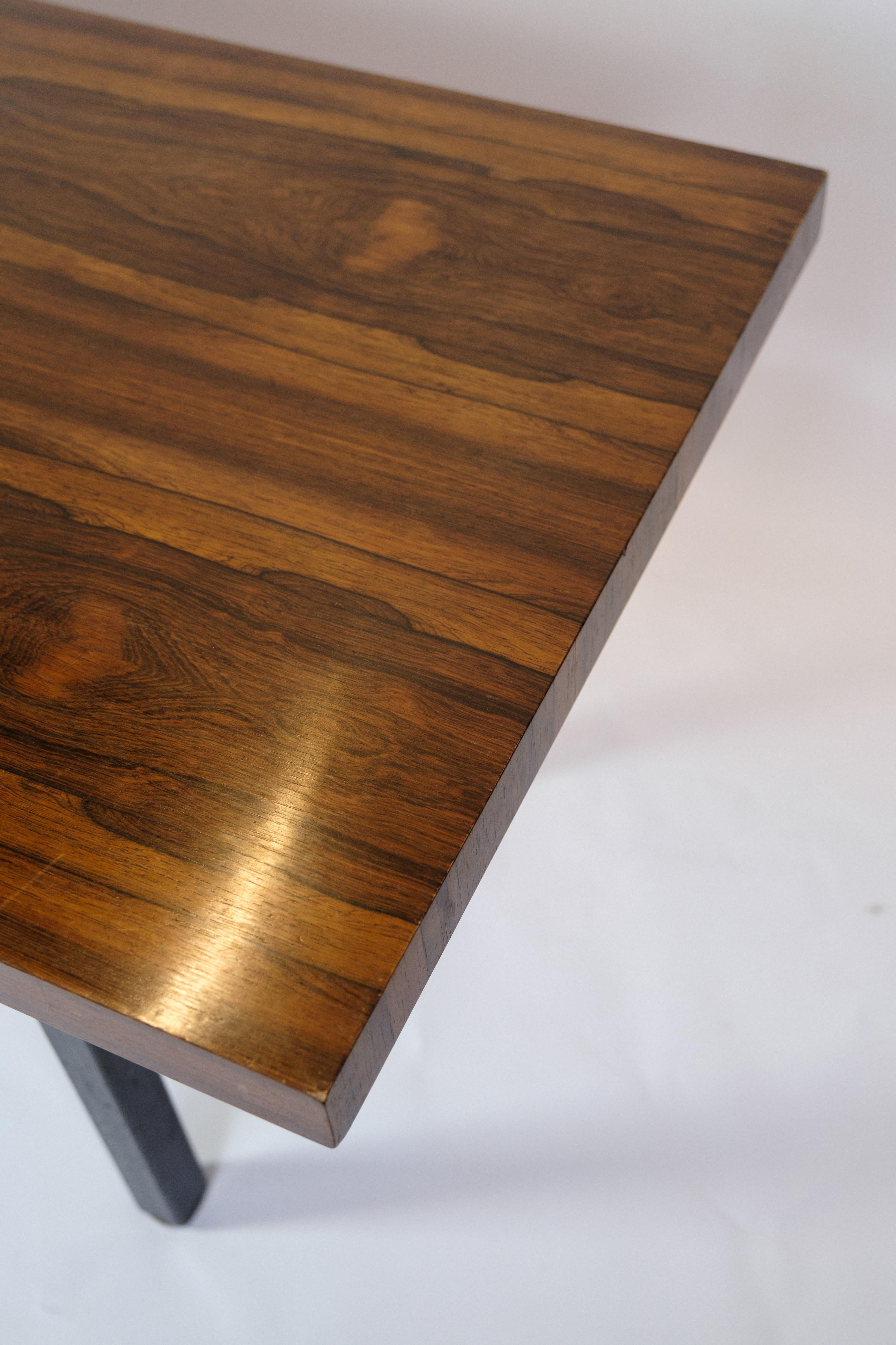 Mid-Century Modern Coffee Table Made In Rosewood, Danish Design From 1960s For Sale