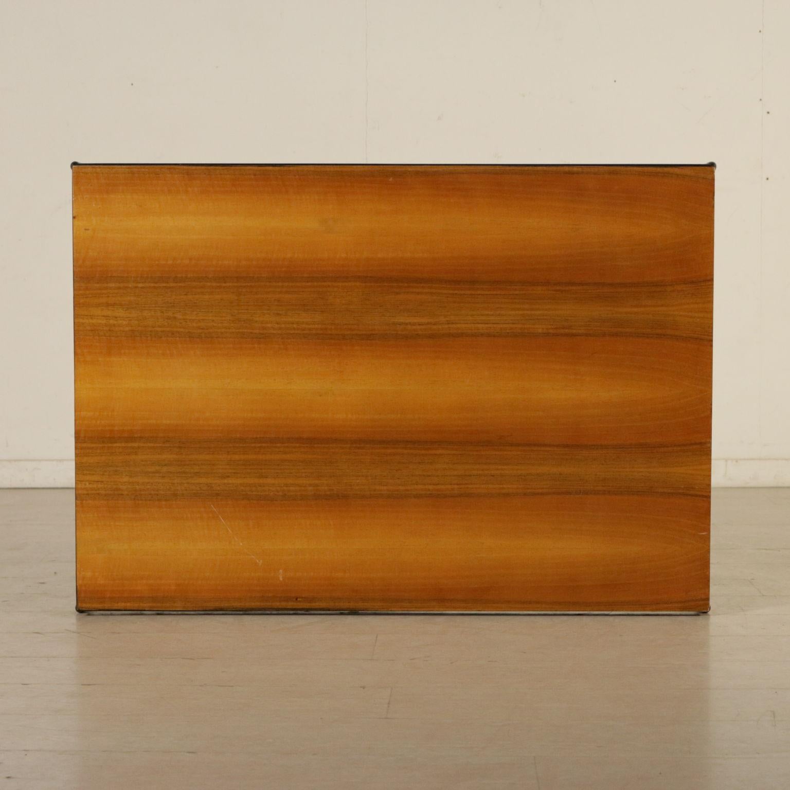 Coffee Table Mahogany Veneer Lacquered Metal Vintage, Italy, 1960s In Good Condition In Milano, IT