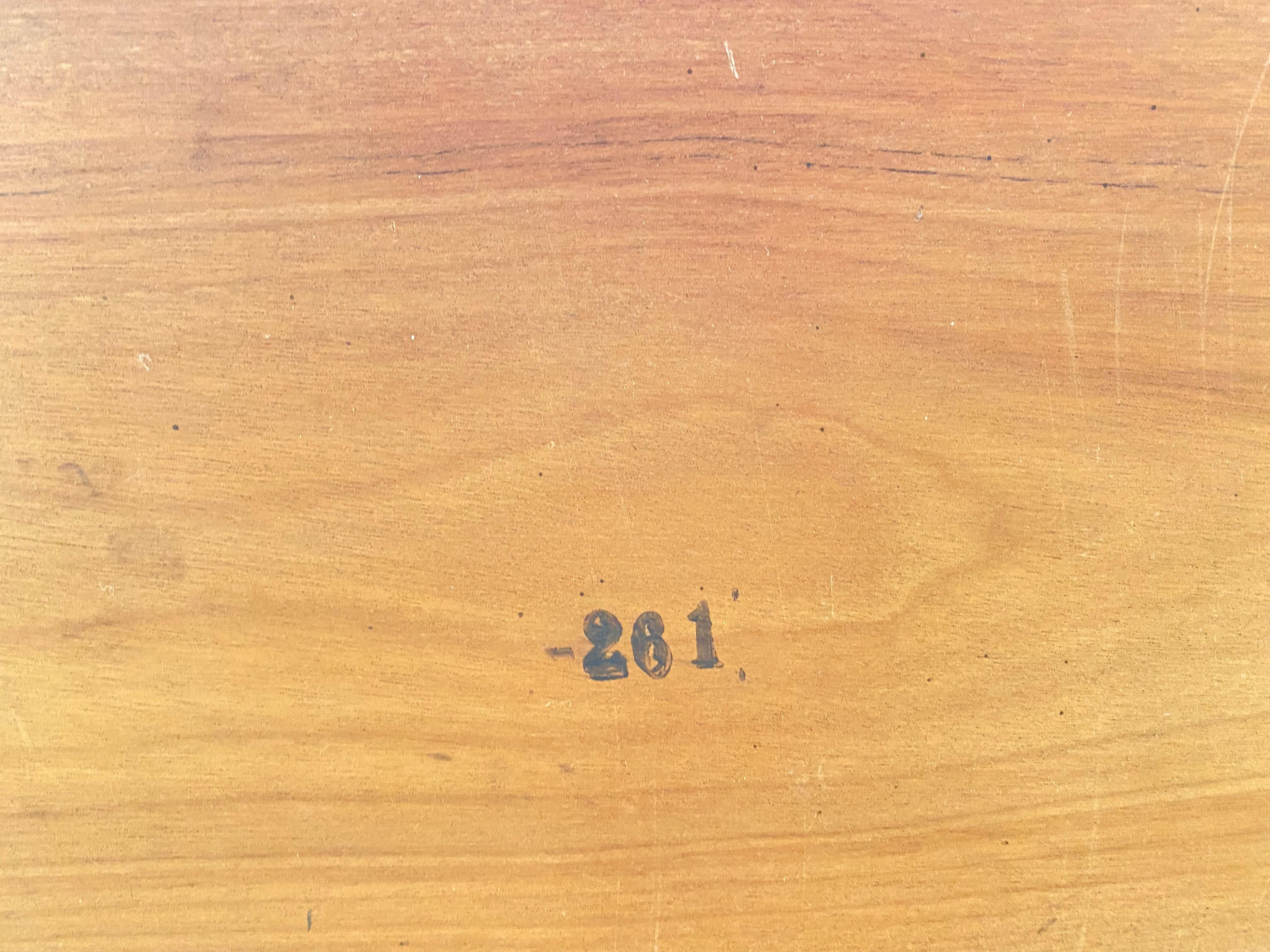 Couchtisch mod 261 von Borge Mogensen (Mitte des 20. Jahrhunderts) im Angebot